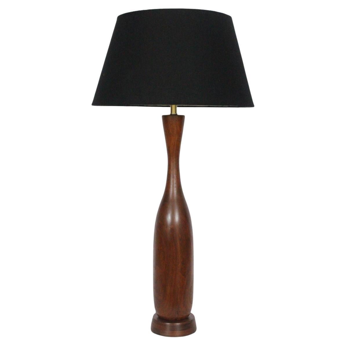 Substantial New Hope School Solid Walnut Table Lamp, circa 1960 For Sale