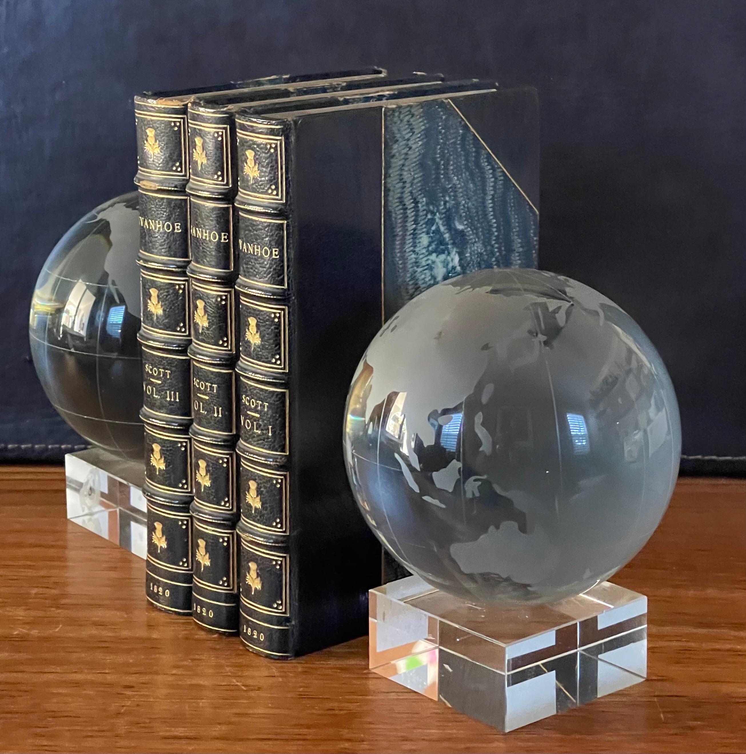 Substantial Pair of Etched Crystal Globe Bookends by Nicole Miller For Sale 9