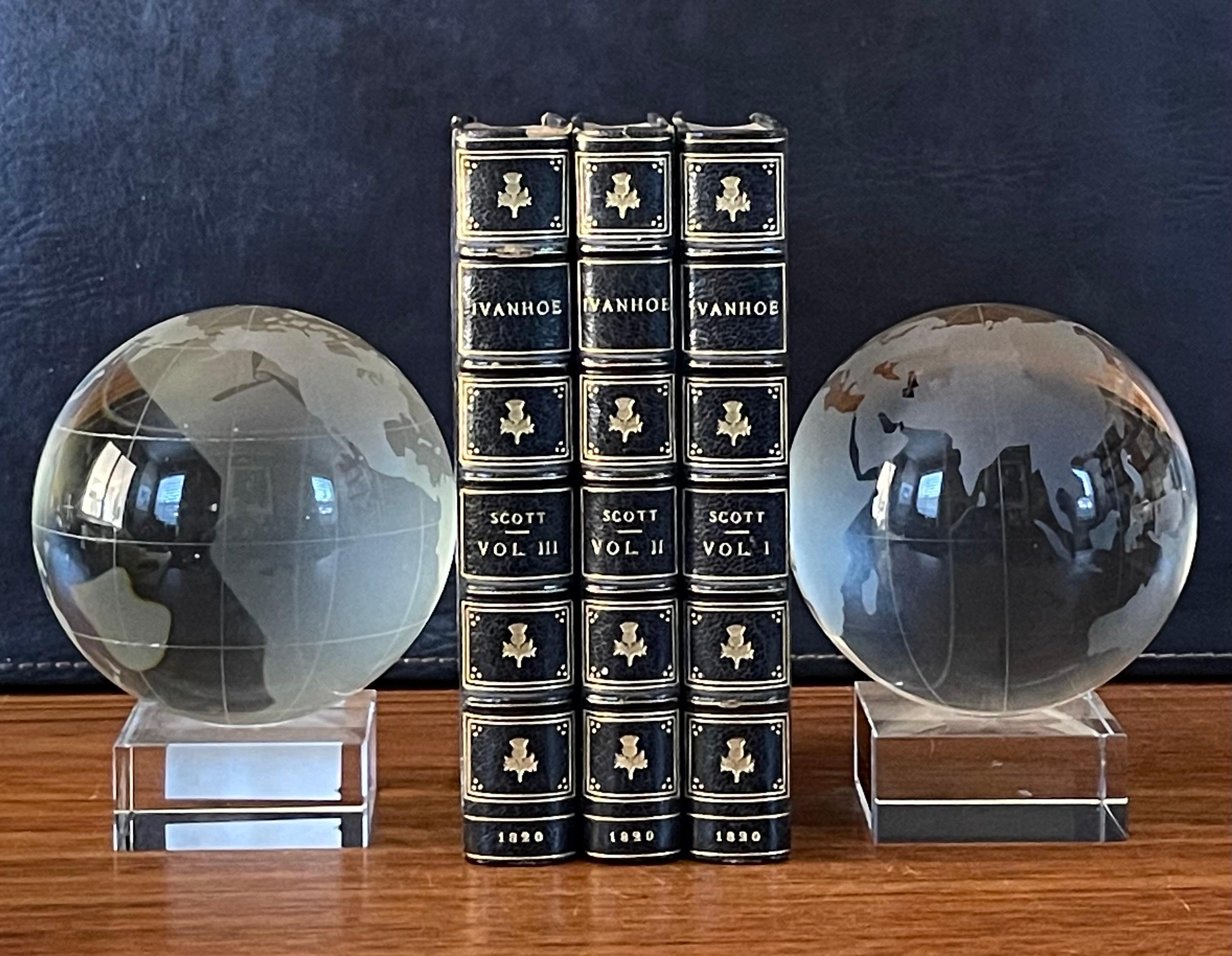 Substantial Pair of Etched Crystal Globe Bookends by Nicole Miller In Good Condition For Sale In San Diego, CA