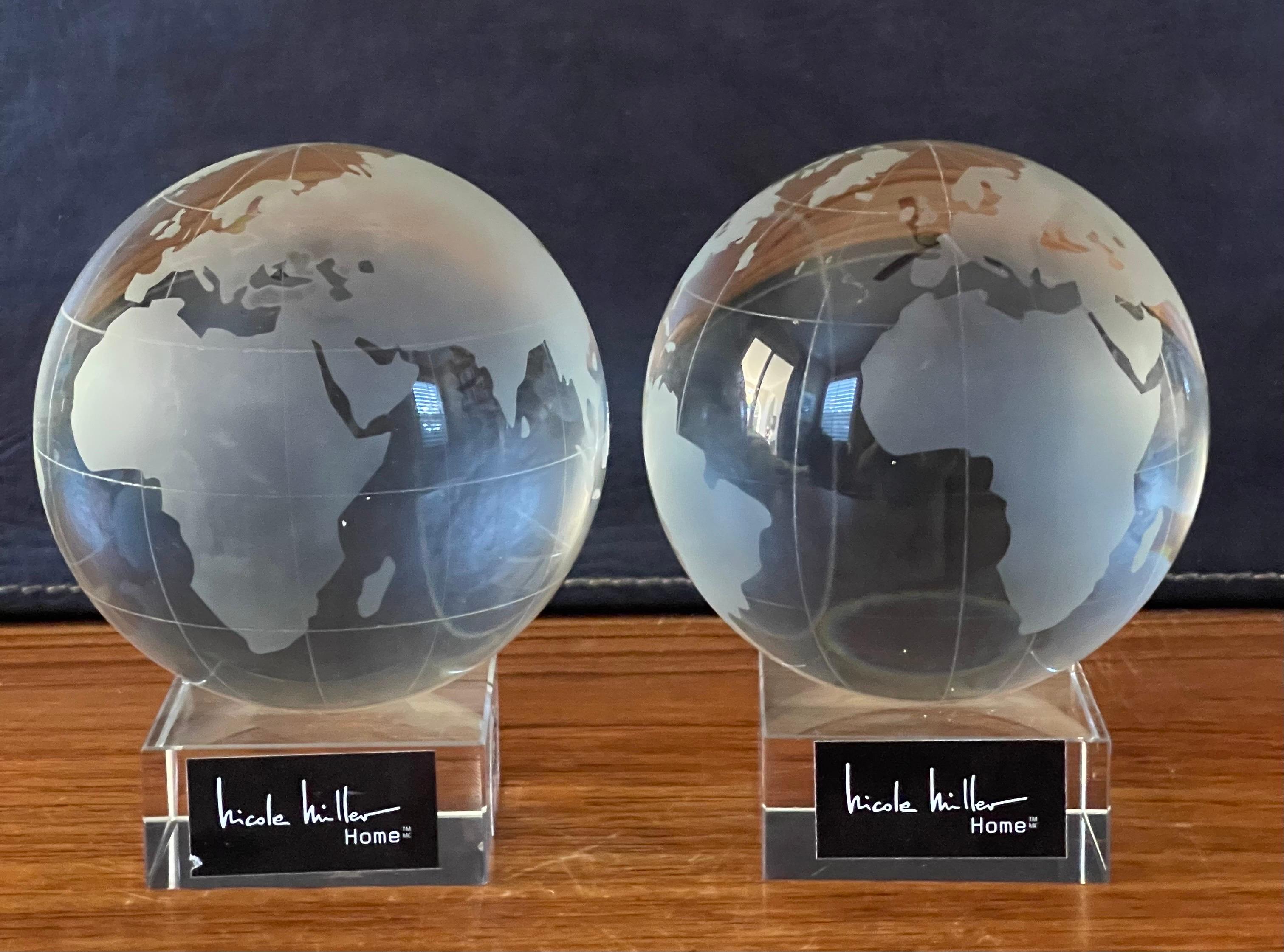 Substantial Pair of Etched Crystal Globe Bookends by Nicole Miller For Sale 2