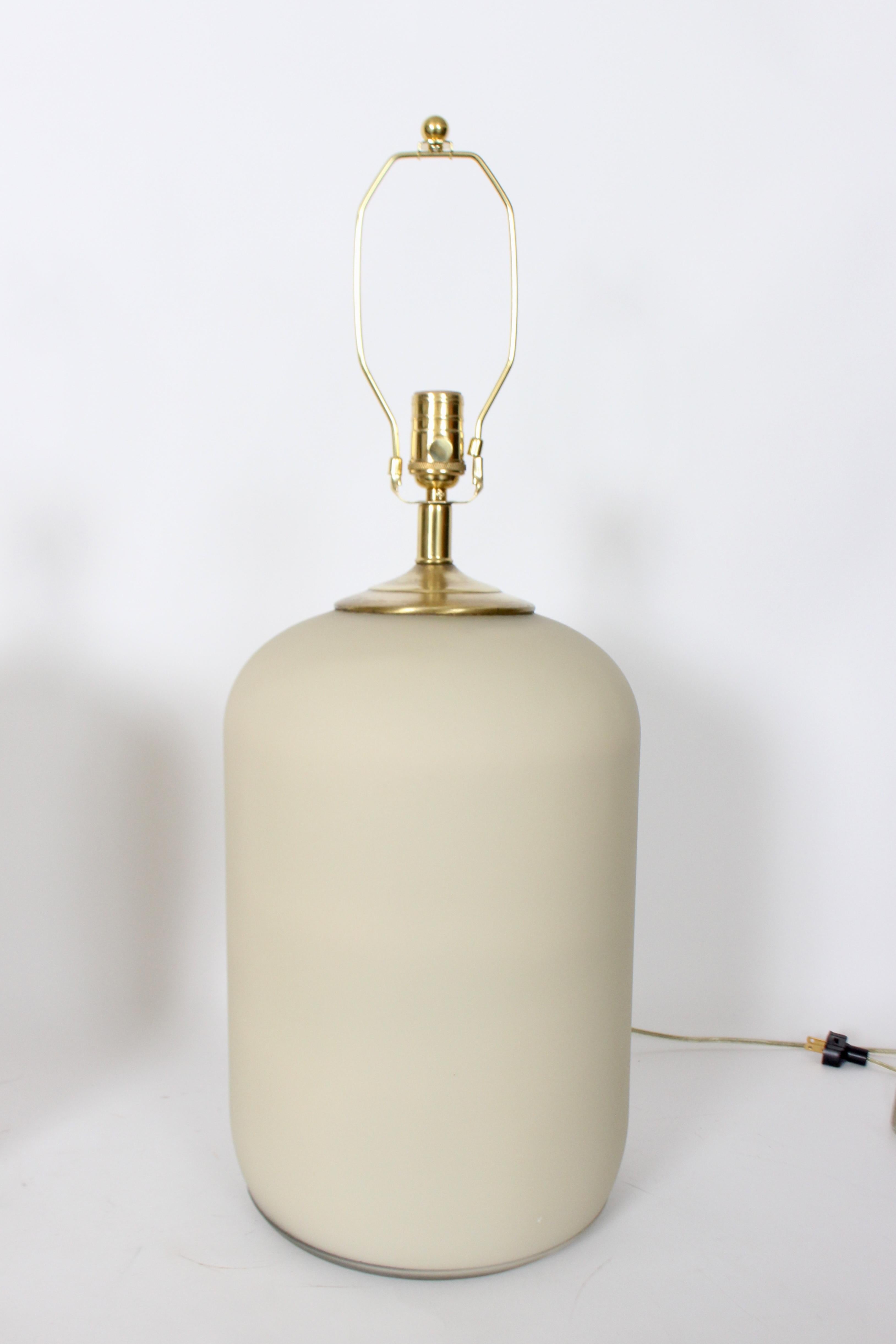 Sustancial Pareja de Lámparas de Mesa de Vidrio Esmerilado de Color Topo Pálido, Años 80 finales del siglo XX en venta