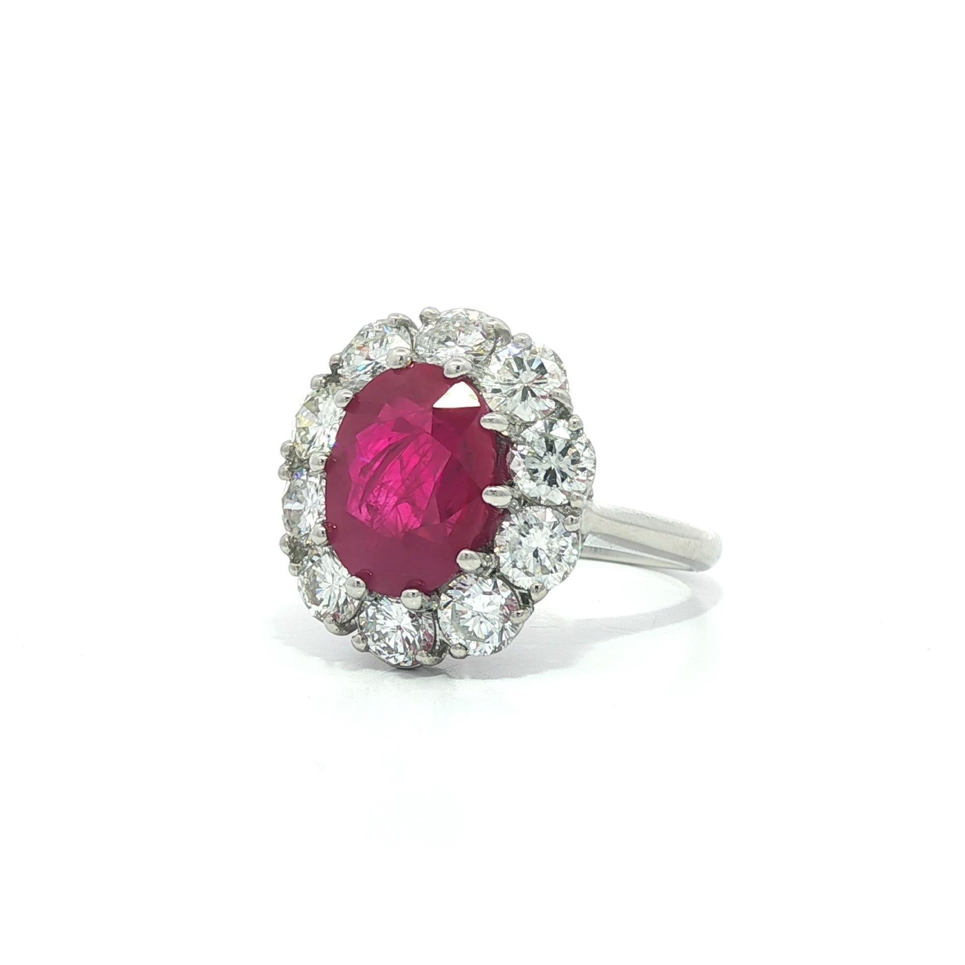 Donna Substantial Platinum 6.45ctw GIA Large Oval Burma Ruby w/ Diamond Halo Ring in vendita