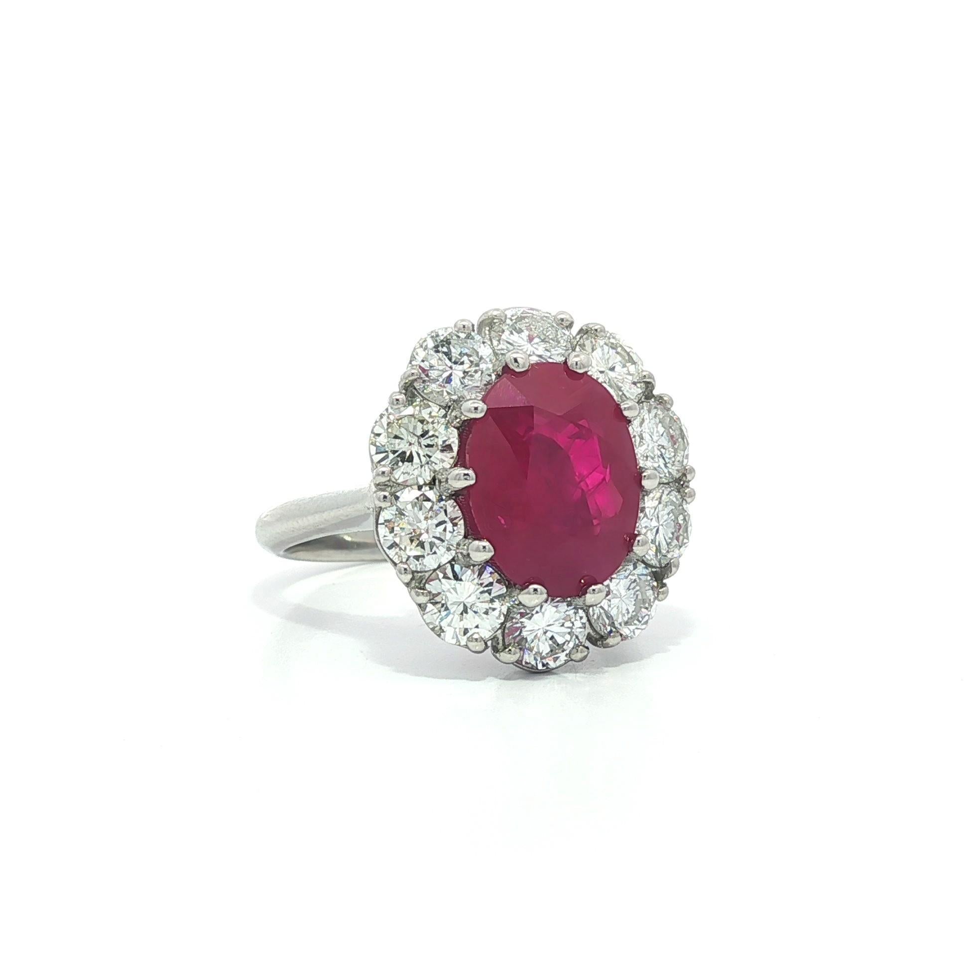 Substantial Platinum 6.45ctw GIA Large Oval Burma Ruby w/ Diamond Halo Ring in vendita 2