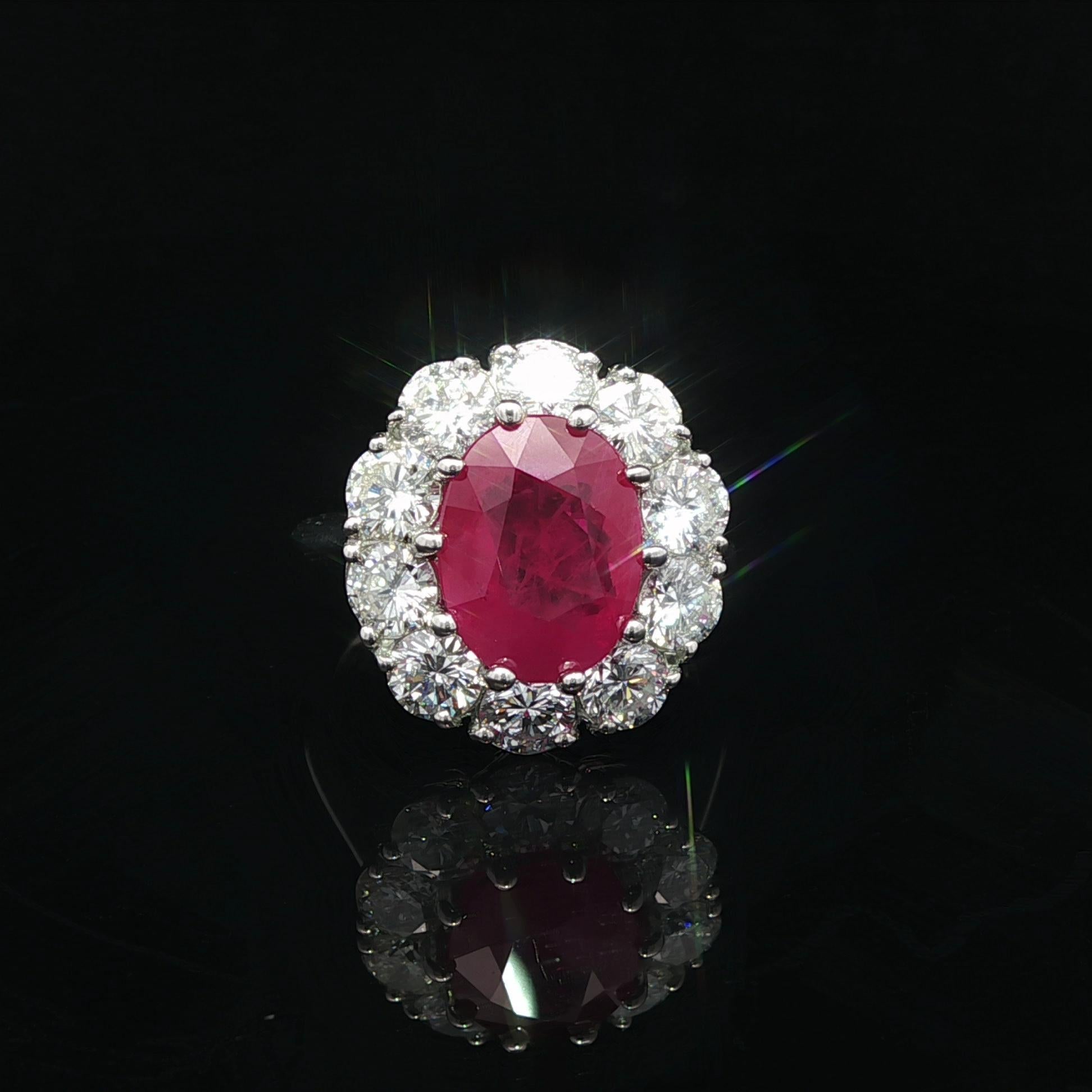 Substantial Platinum 6.45ctw GIA Large Oval Burma Ruby w/ Diamond Halo Ring in vendita 4