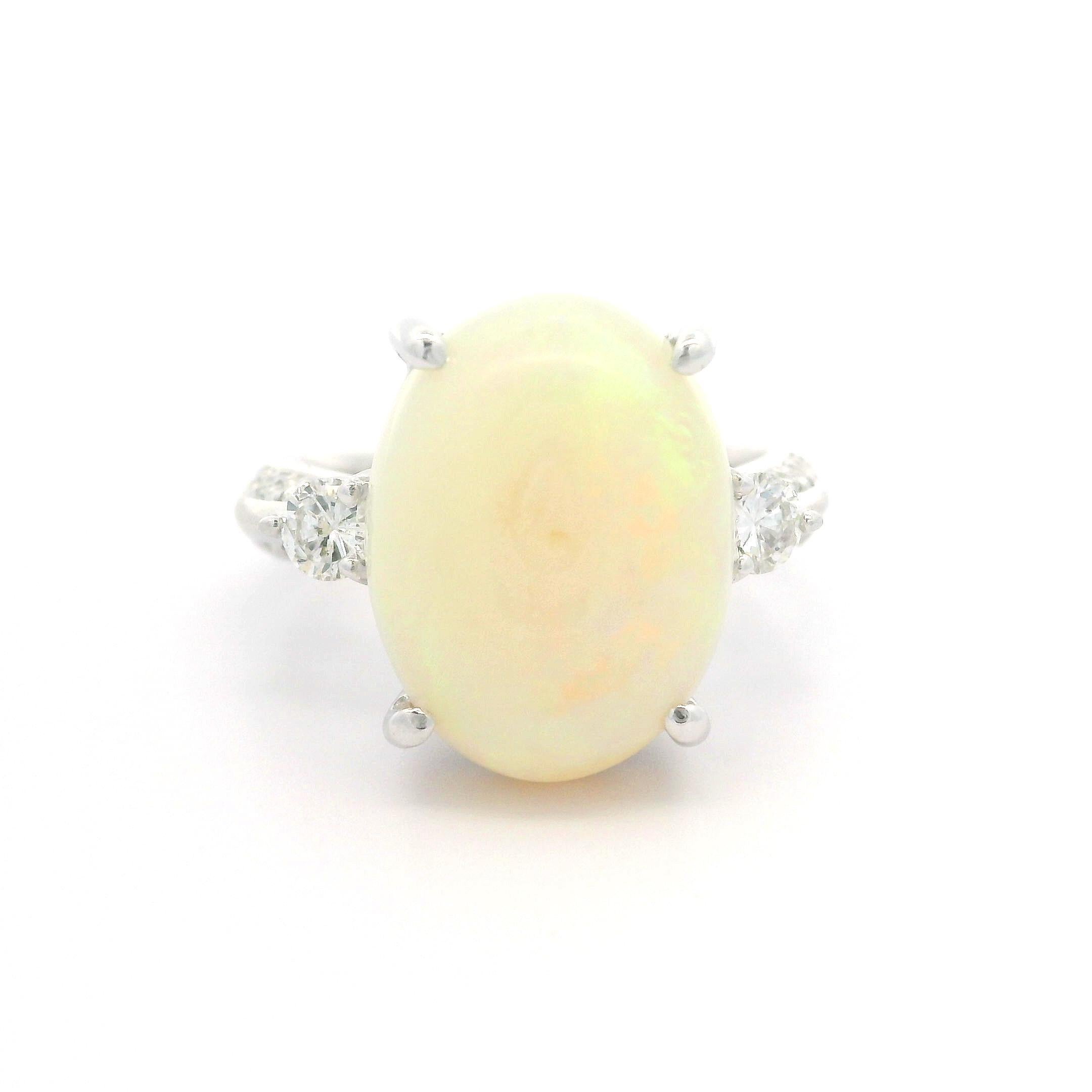 Anello da cocktail in platino con opale ovale cabochon e diamante da 6,4 carati in vendita 8