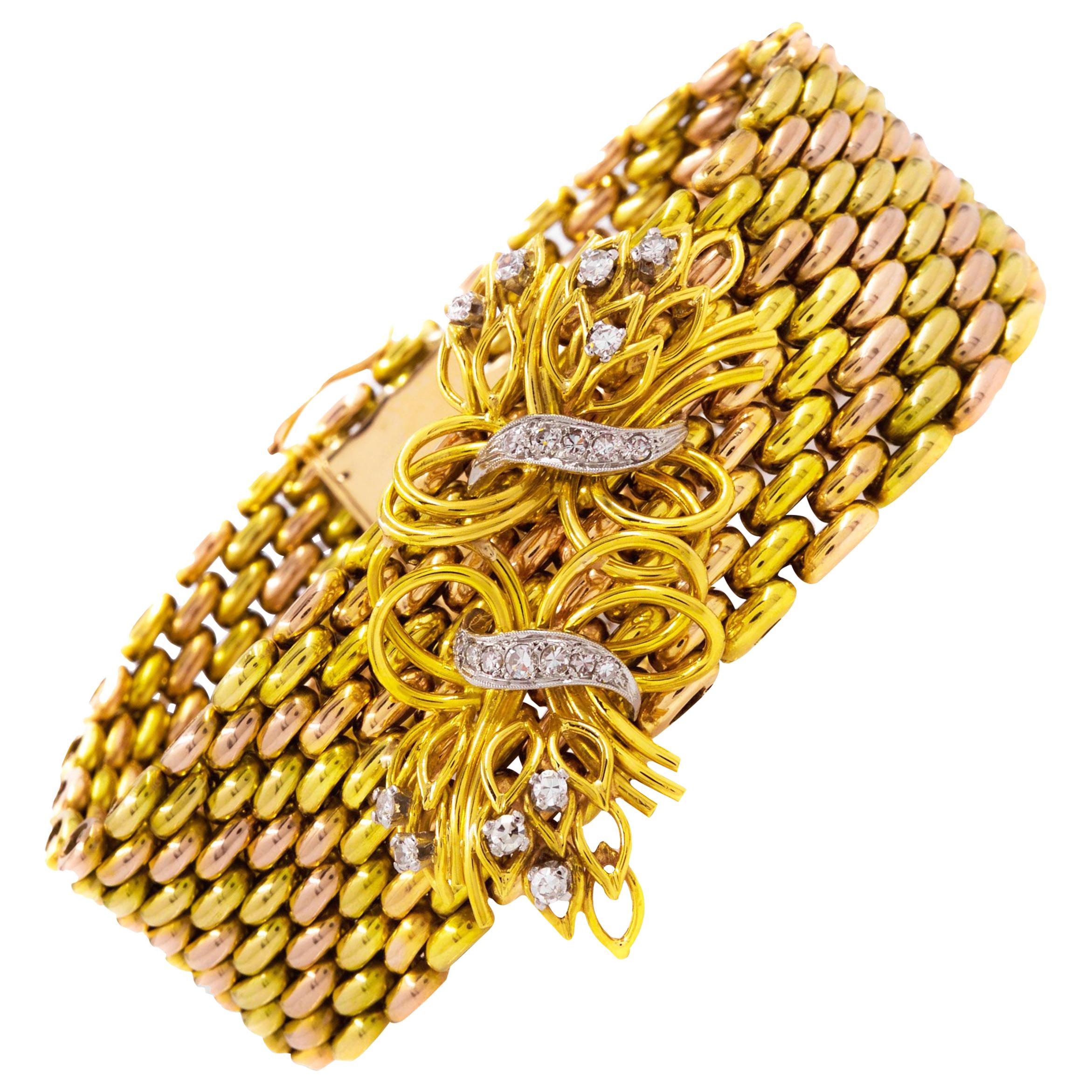 Substantial Retro 18-Karat Flexible Link Bracelet with 22 Diamonds For Sale