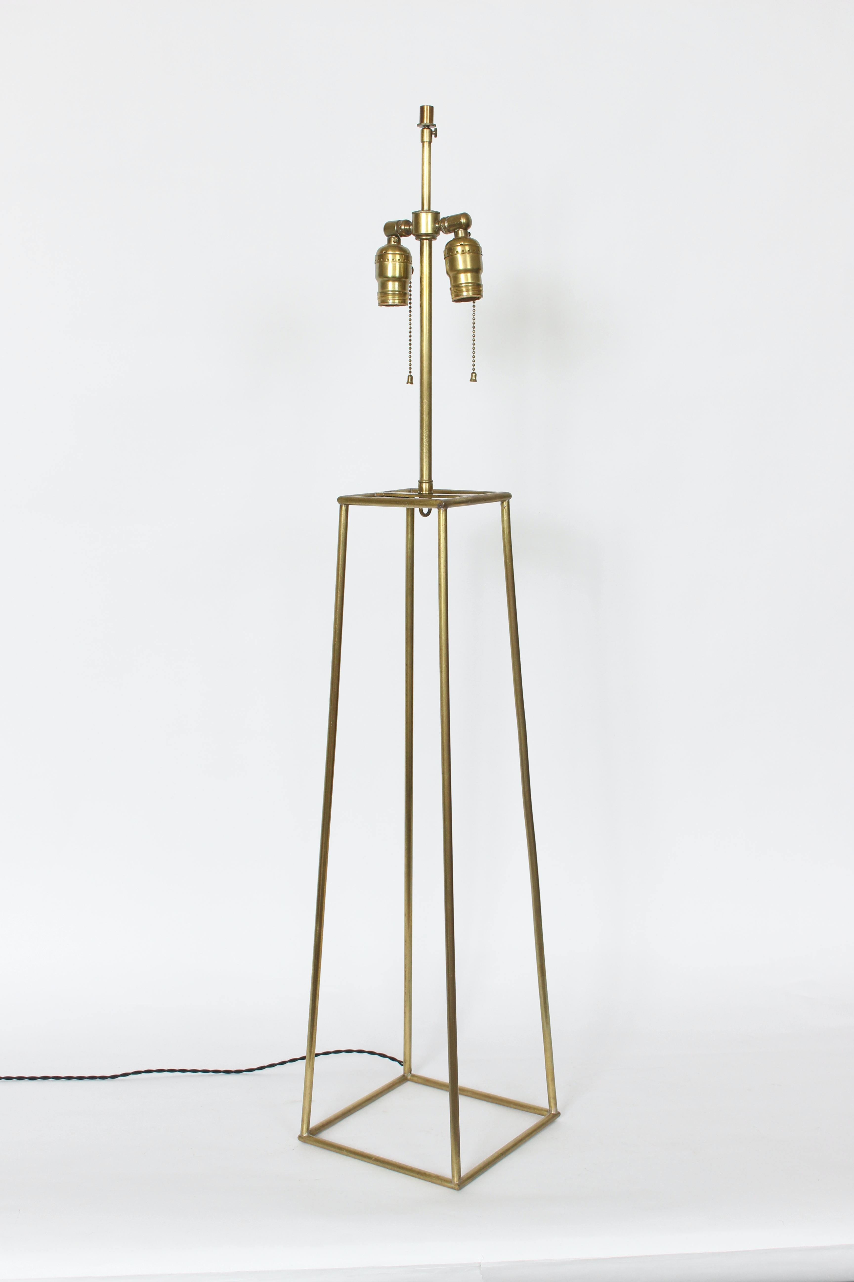 Substantial Tommi Parzinger Style Brass Open Box Form Table Lamp, 1950s For Sale 1