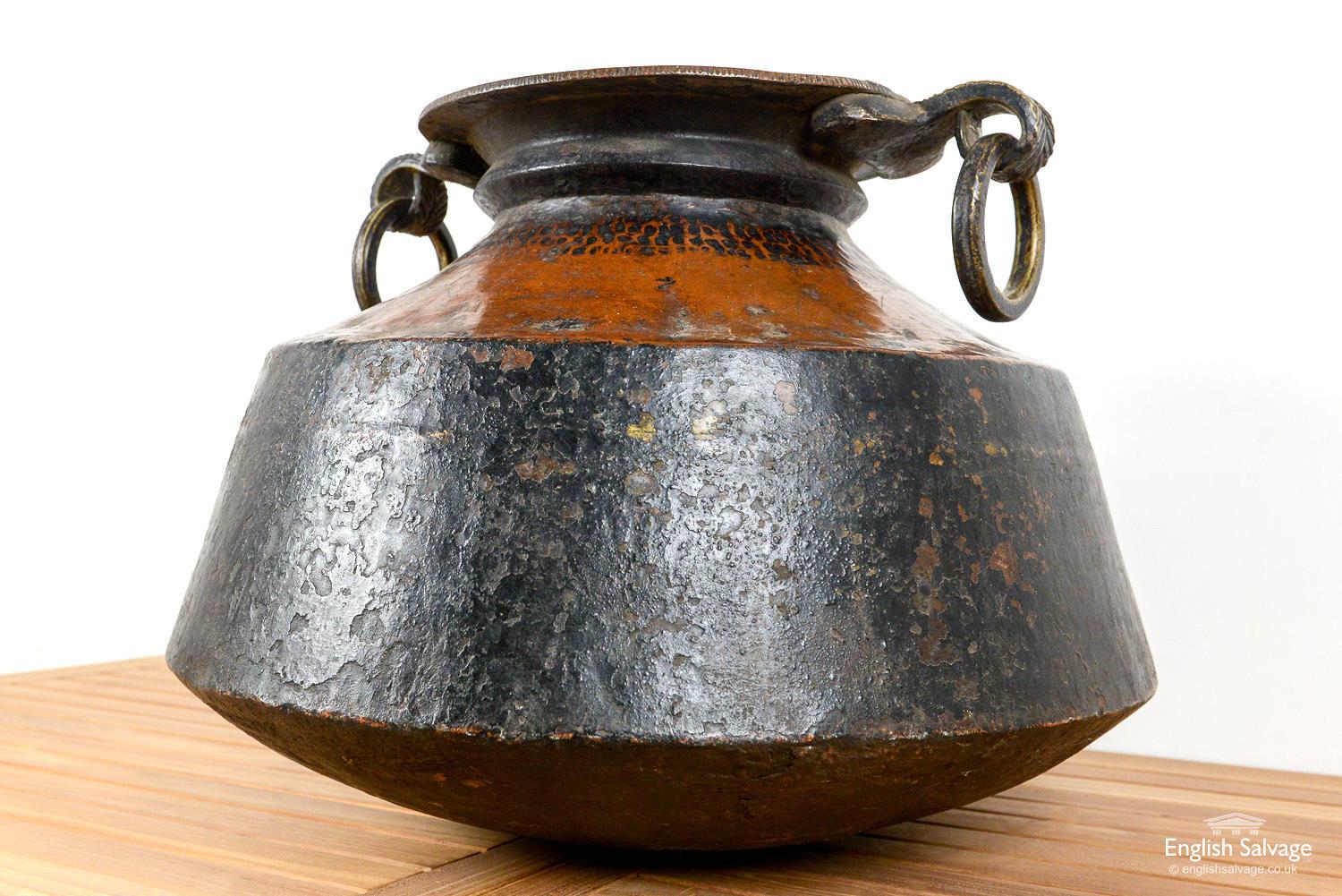 Substantial Vintage Hammered Copper Pot, 20th Century For Sale 2