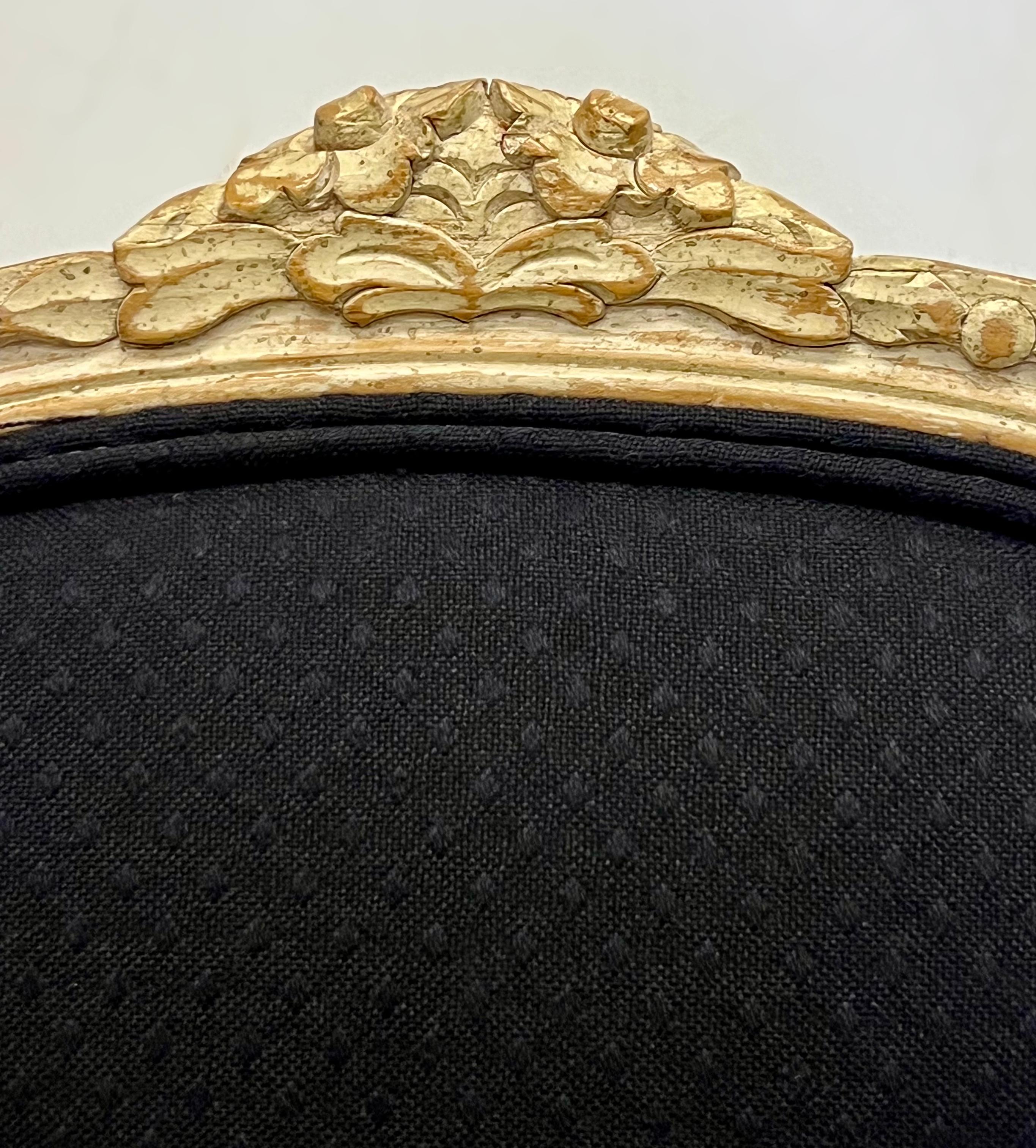 Substantielle Paire de Chaises Fauteuil Vintage Style Louis XV, Grande échelle en vente 3