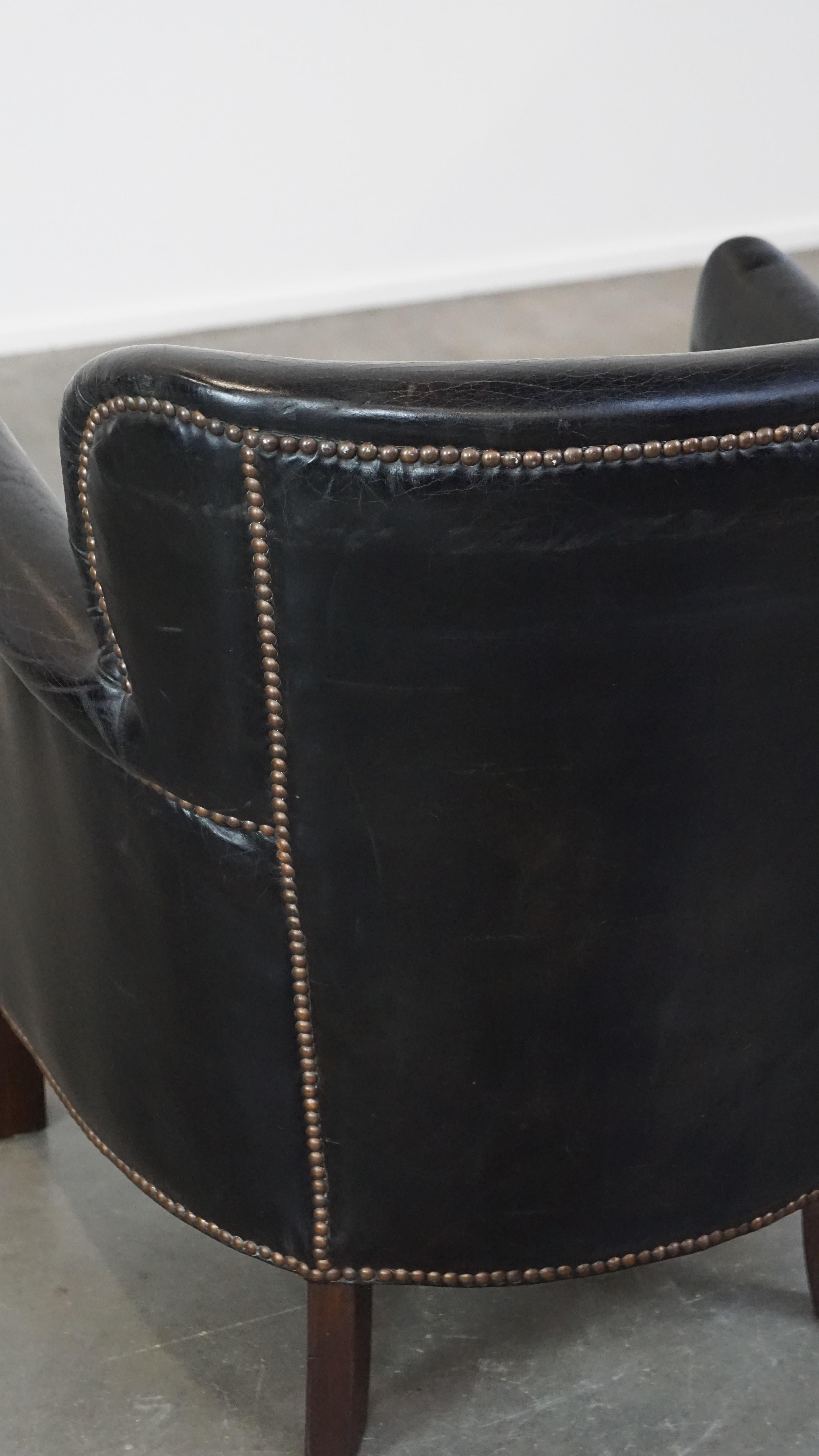 Poltrona nera sottile con cuscino reversibile in Kelim in vendita 5