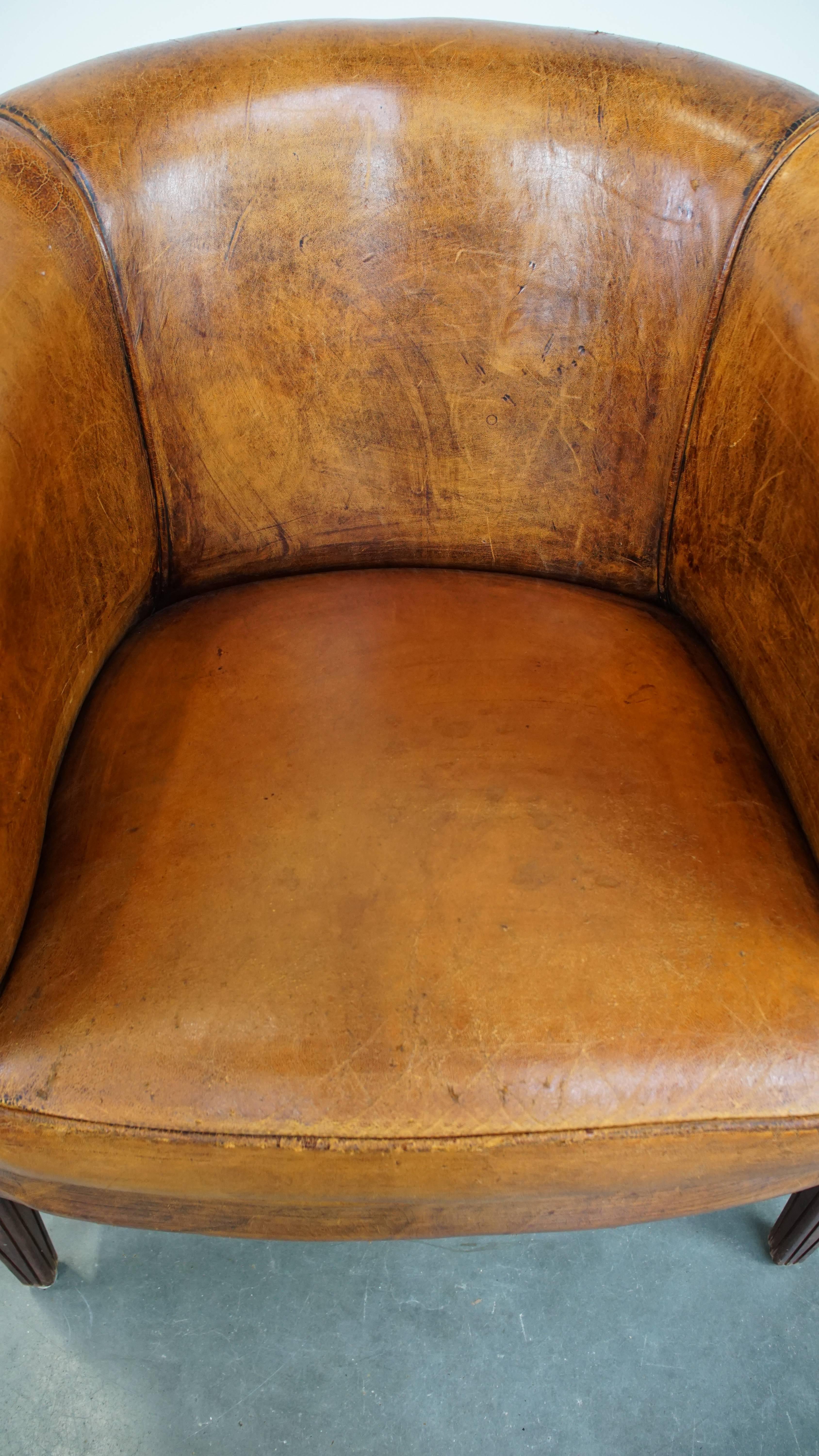 Schlichter, cognacfarbener Clubsessel aus Schafsleder in zeitlosem Design (Leder) im Angebot