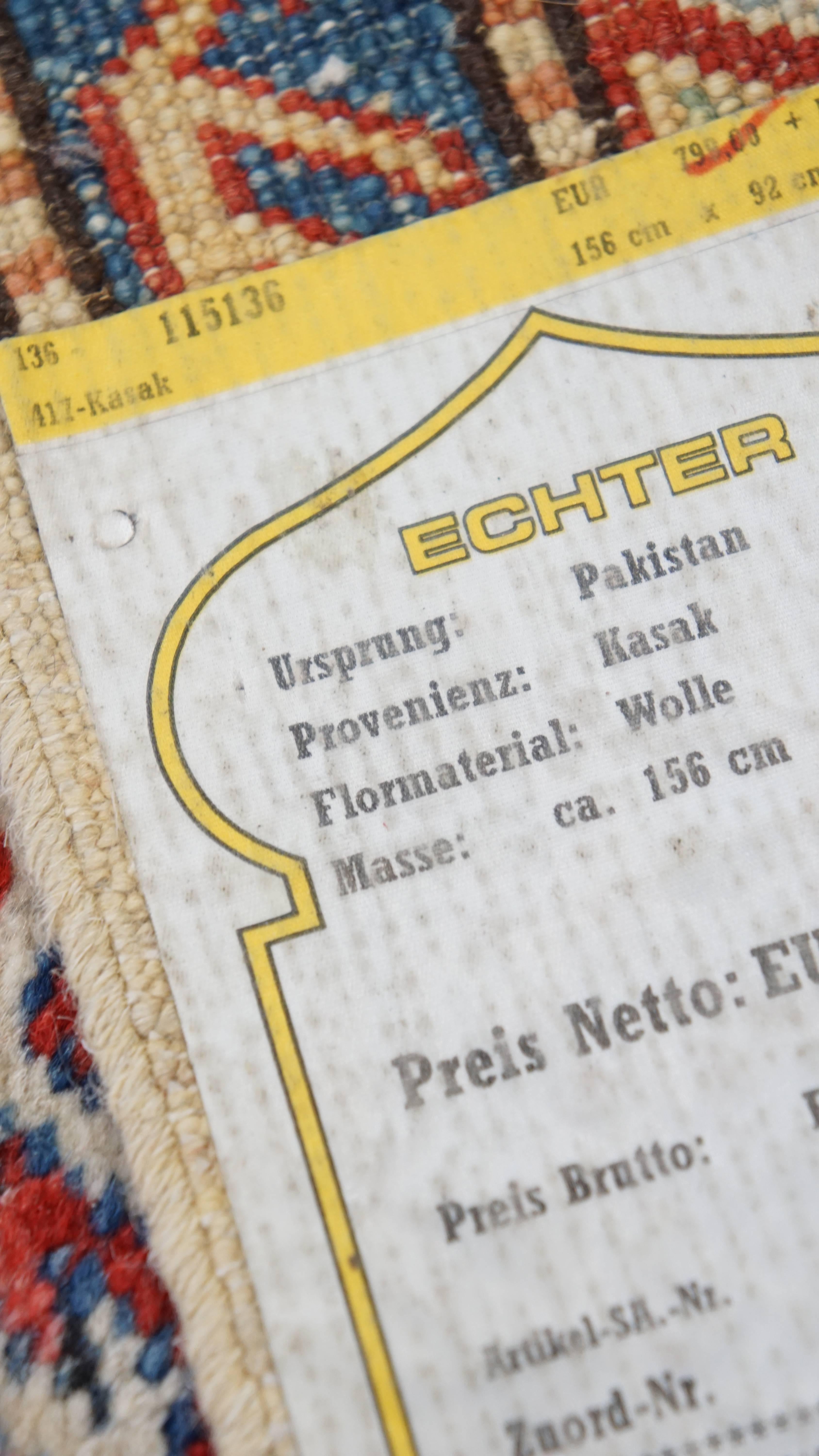 Subtle farbenfroher Teppich mit erstaunlichem Muster 156x92cm (Handgefertigt) im Angebot