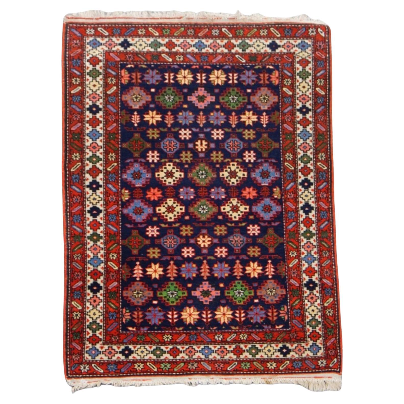 Subtle Colorful Rug with Beautiful Patterns – 124x74cm