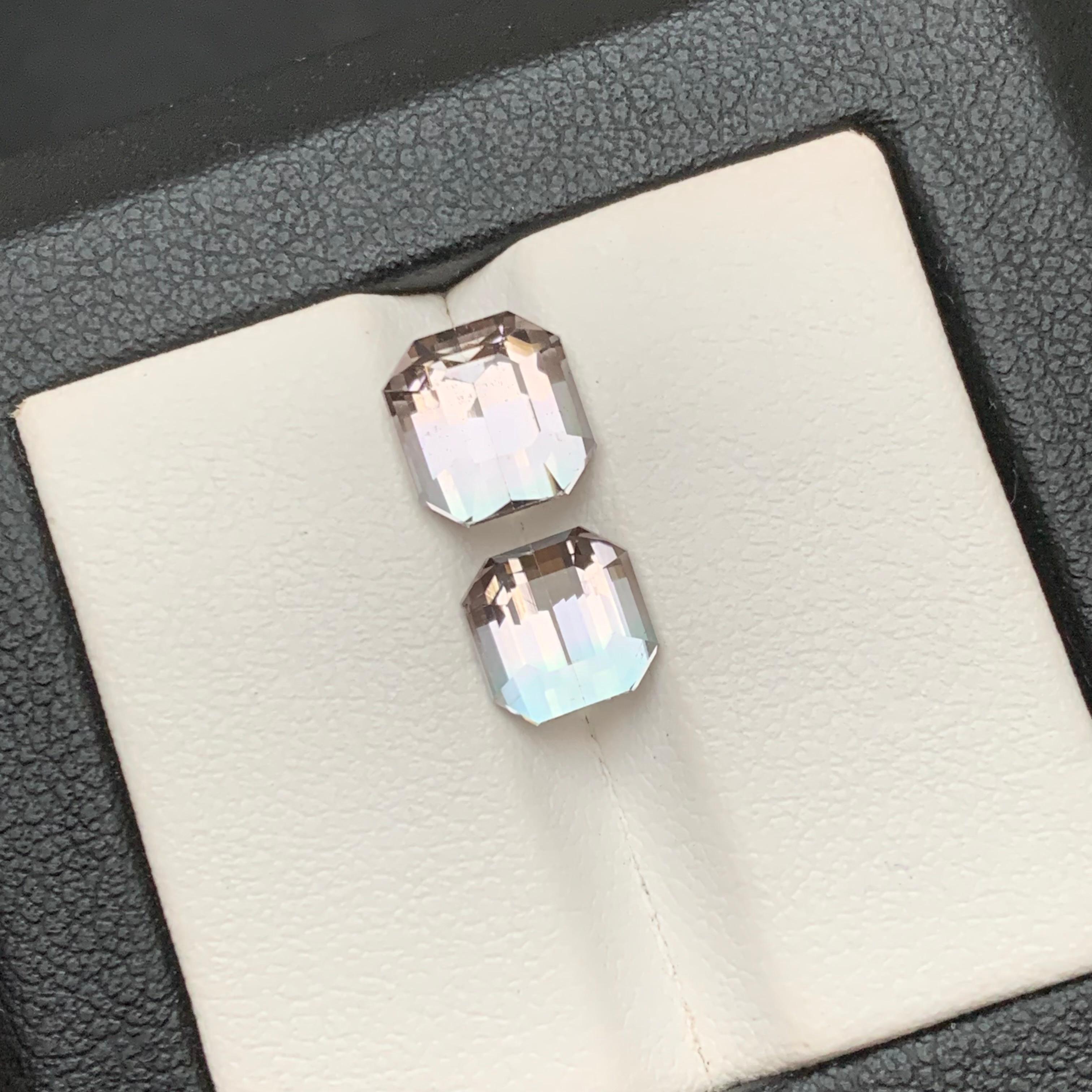Pierres précieuses non serties de 4,35 carats, tourmaline naturelle bicolore bleu pêche verdâtre en vente 6