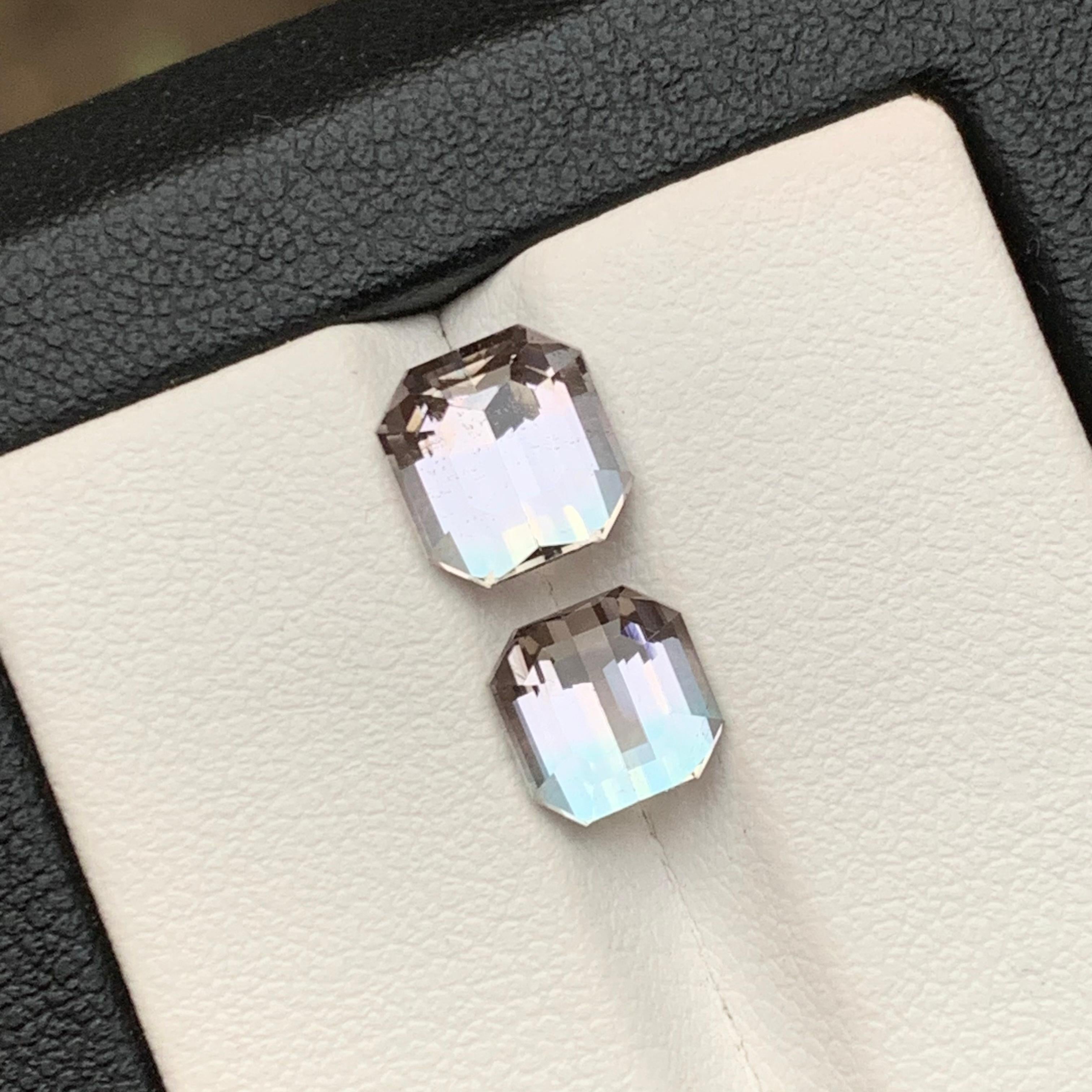 Pierres précieuses non serties de 4,35 carats, tourmaline naturelle bicolore bleu pêche verdâtre Unisexe en vente