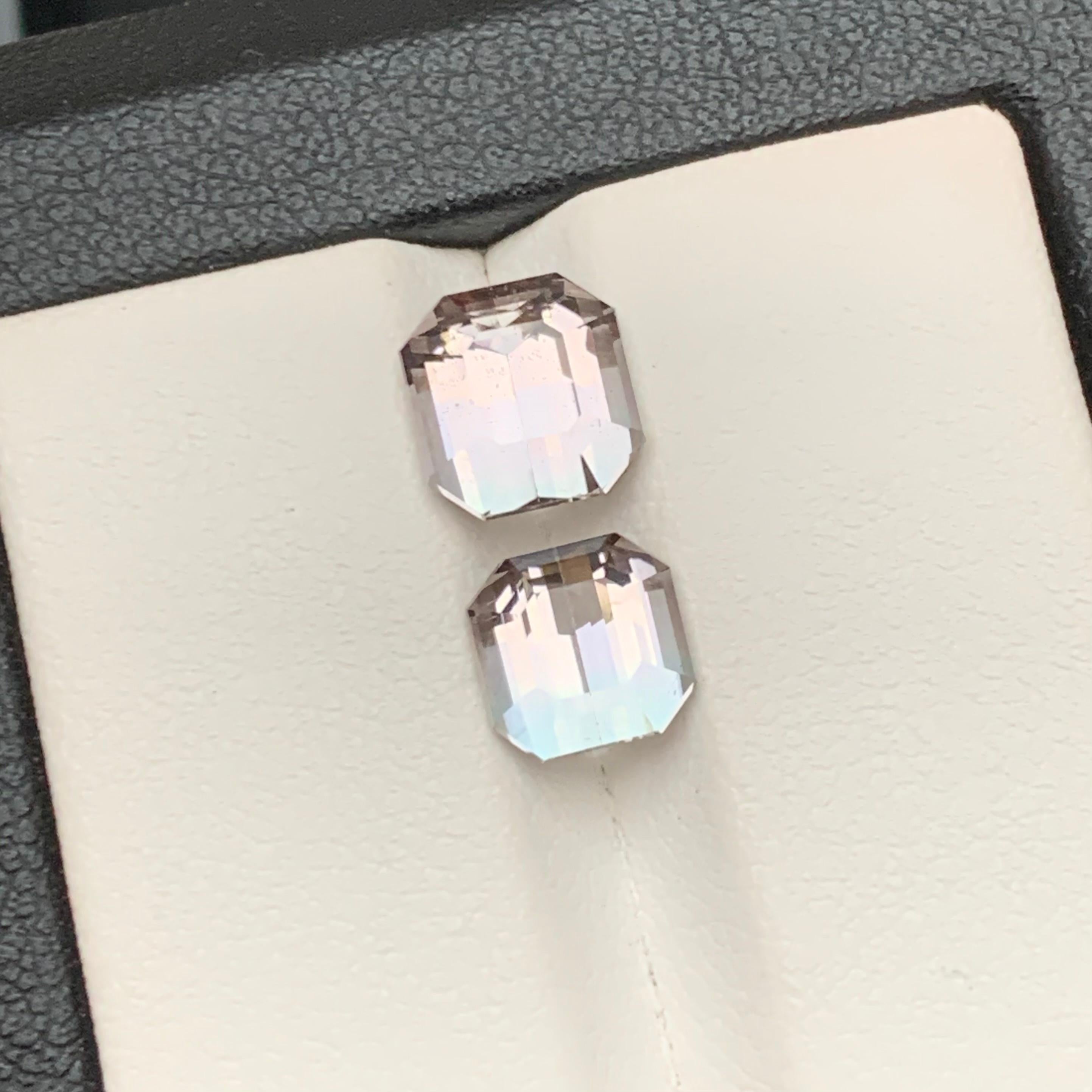Pierres précieuses non serties de 4,35 carats, tourmaline naturelle bicolore bleu pêche verdâtre en vente 3