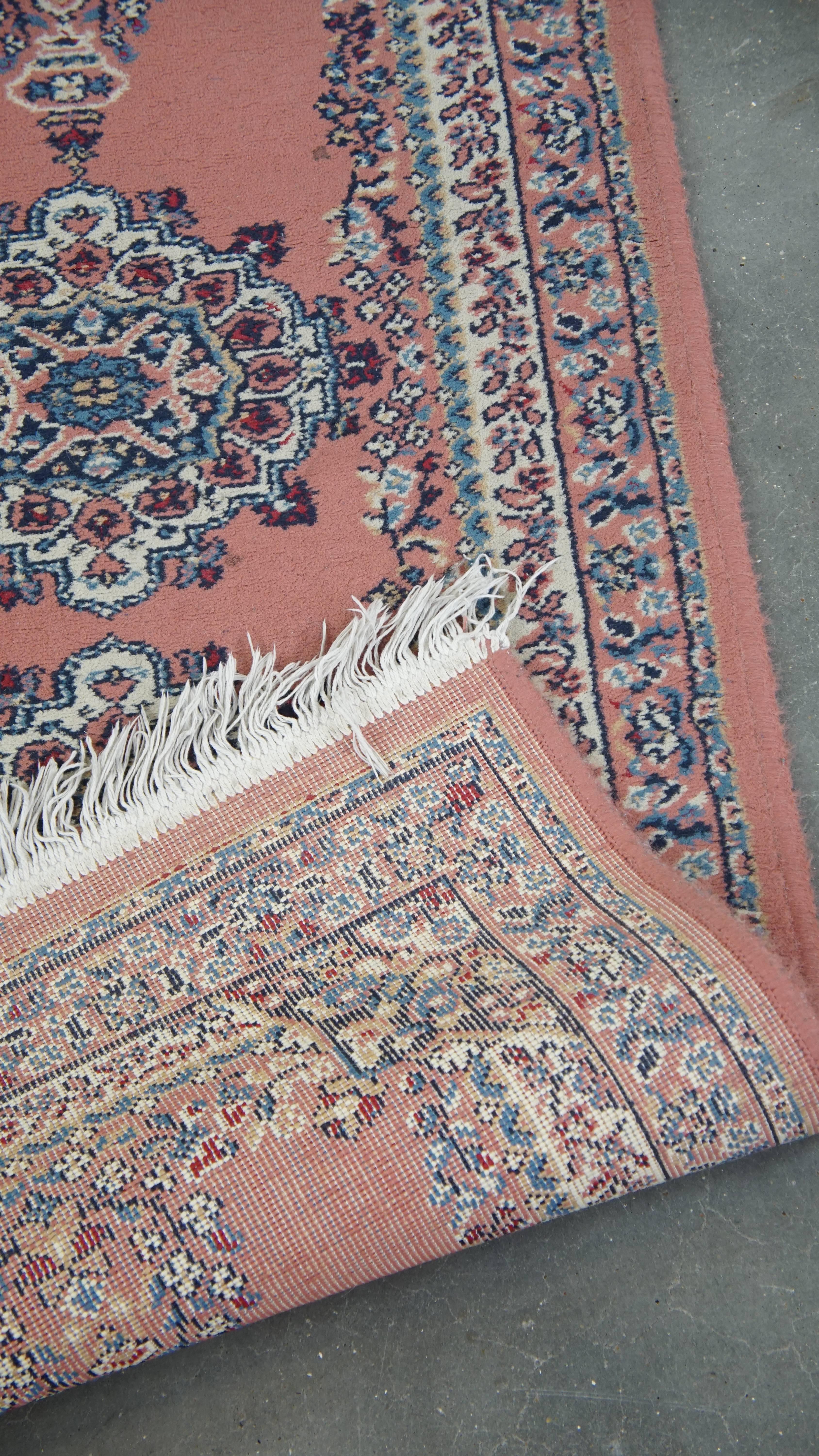 Fatto a mano Runner sottile con sfumature rosa 151x71cm in vendita