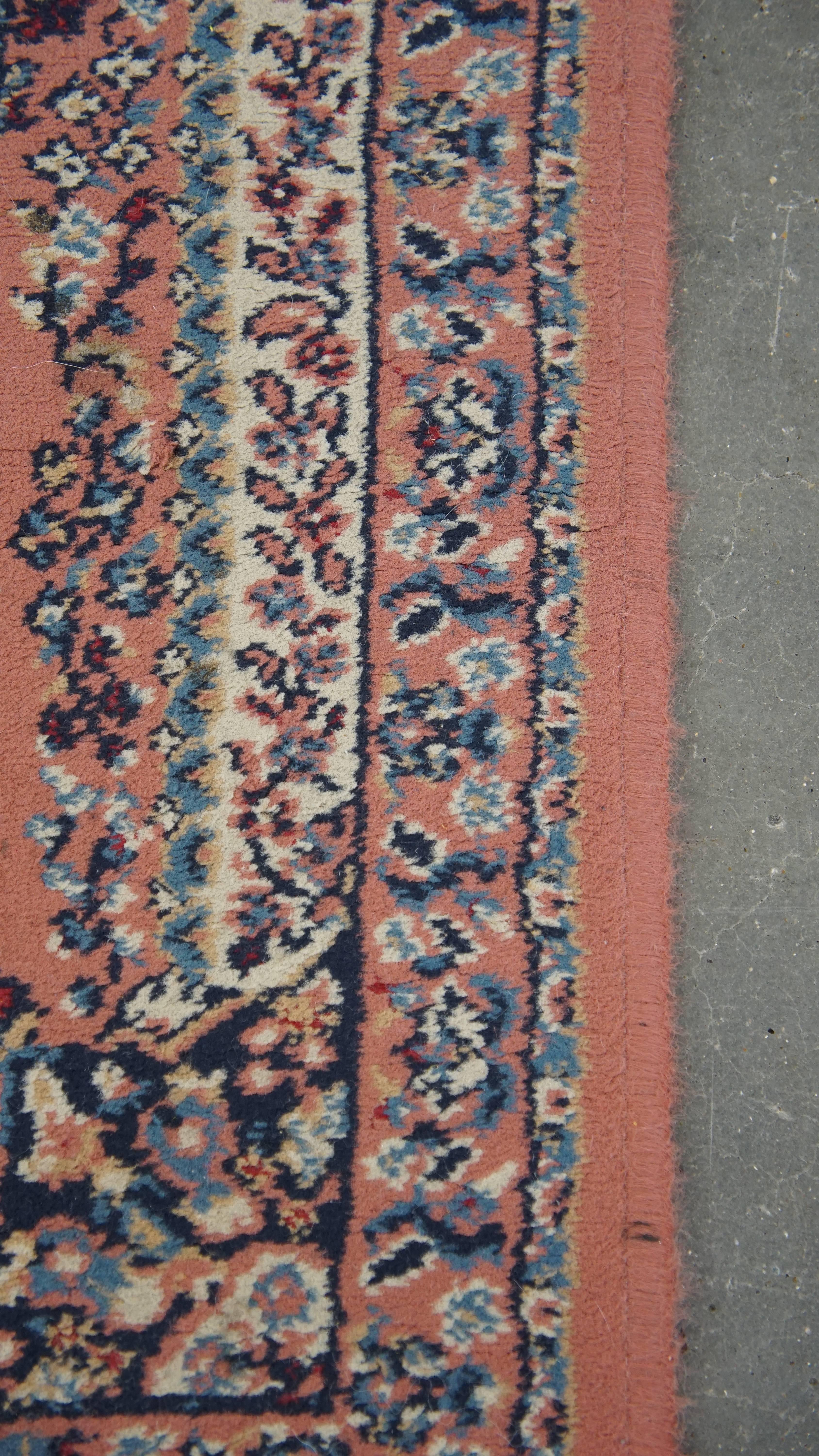 Runner sottile con sfumature rosa 151x71cm In condizioni buone in vendita a Harderwijk, NL