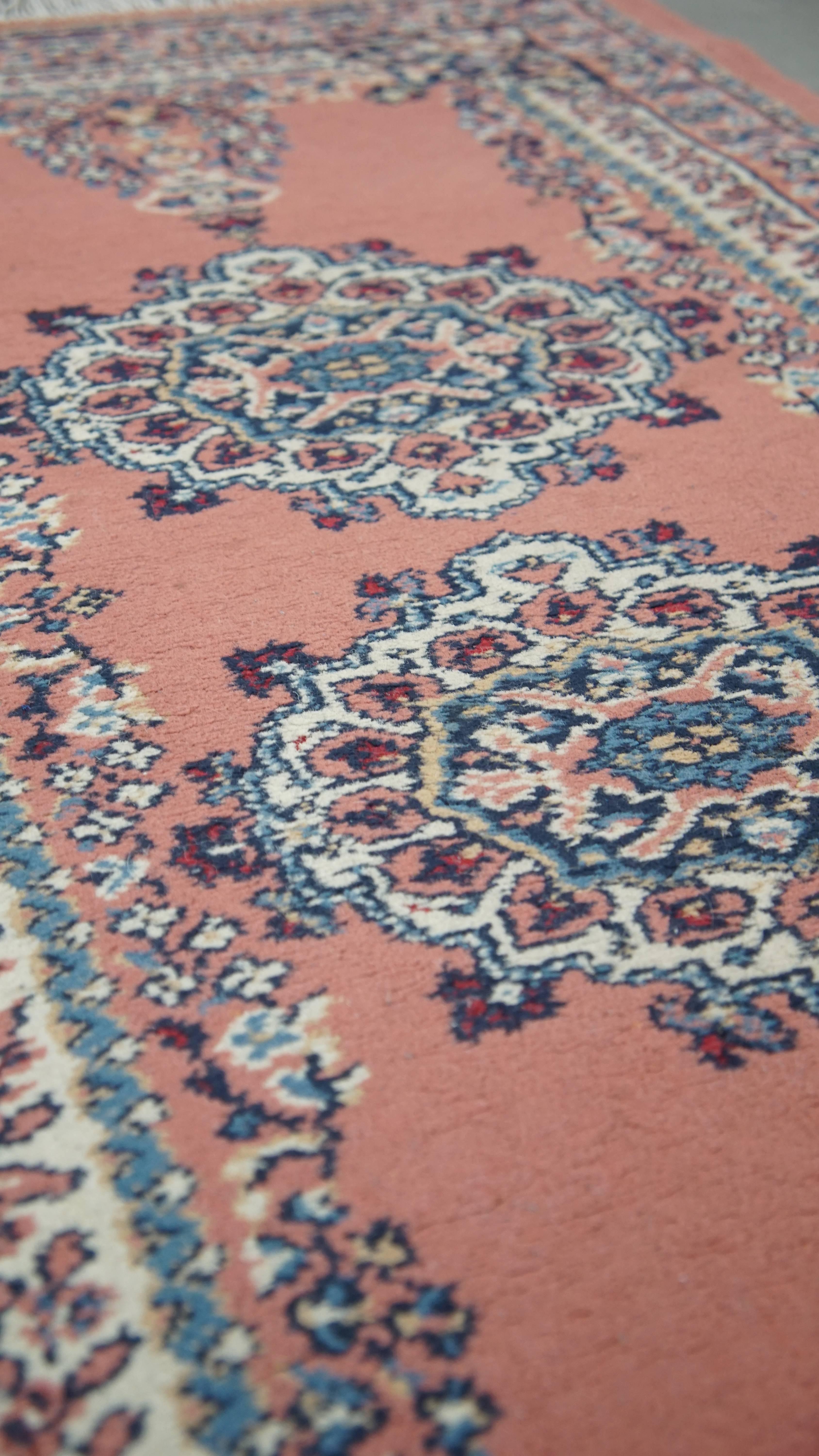 Fine XX secolo Runner sottile con sfumature rosa 151x71cm in vendita