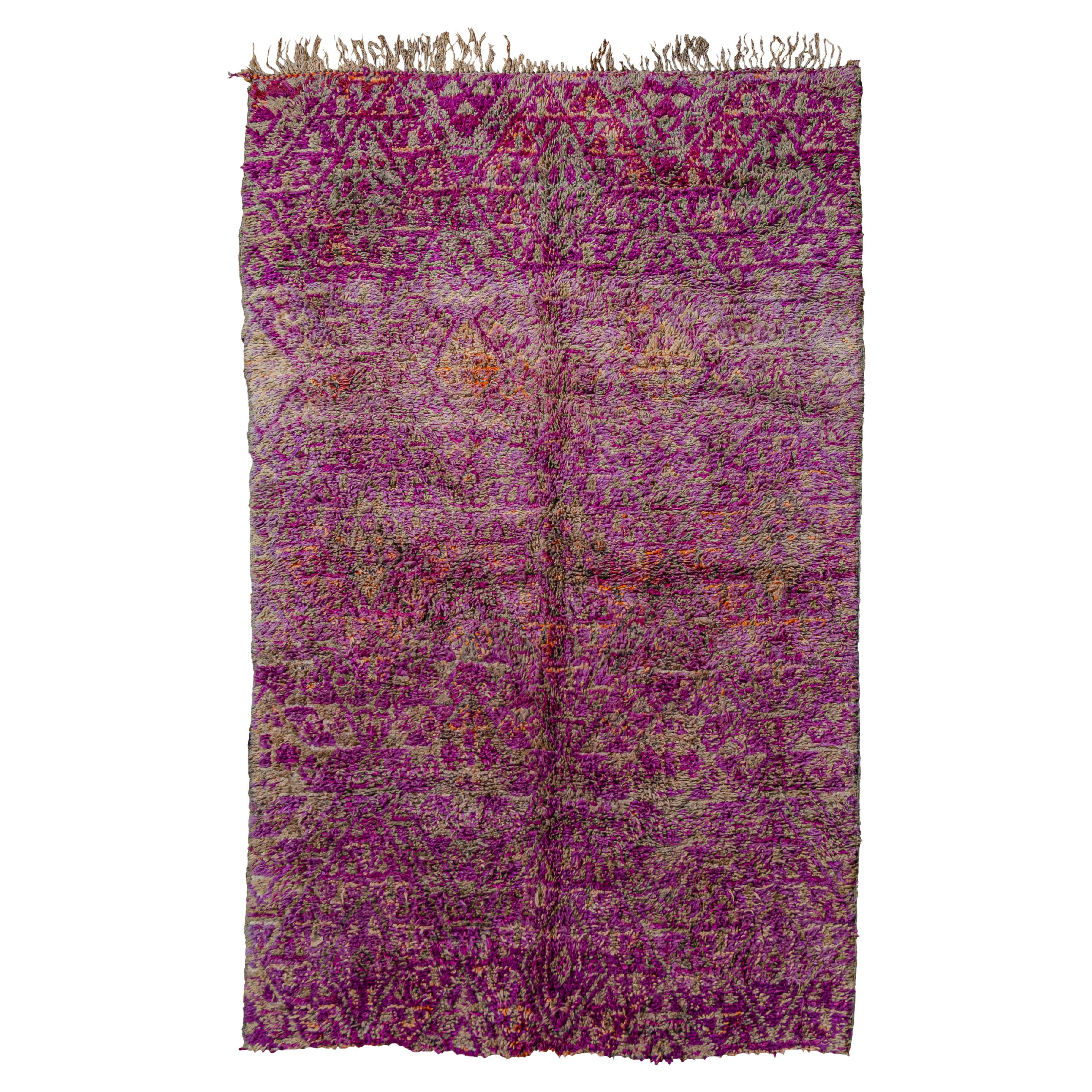 Tapis pourpre subtil du Maroc Beni M'Guild Curated by Breuckelen Berber
