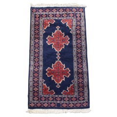 Subtle Wool Rug in Dark Blue – 139x66 cm