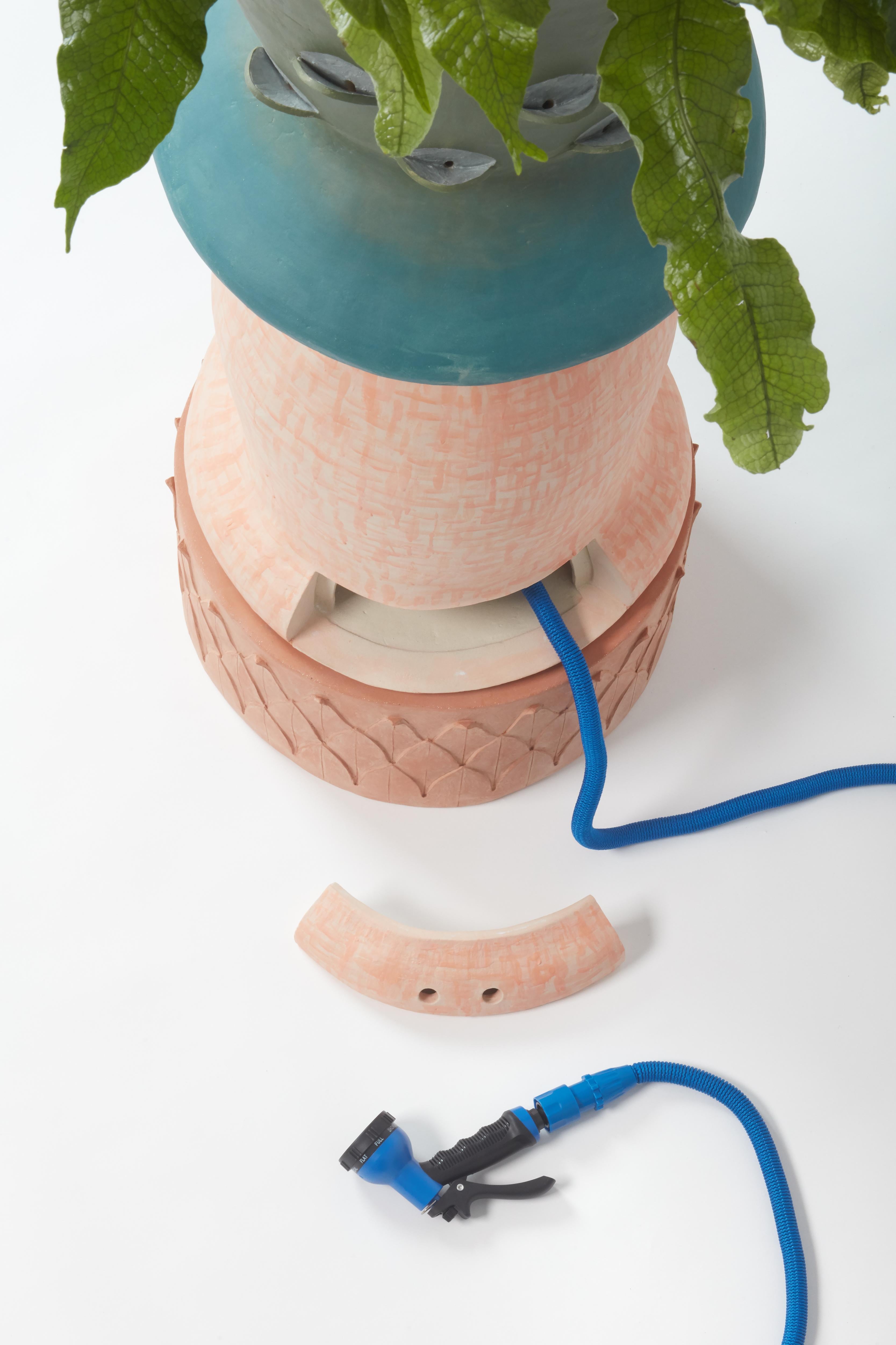 Espagnol Succulent_Planter_New Contemporary Grogged Clay by Rosa Cortiella en vente
