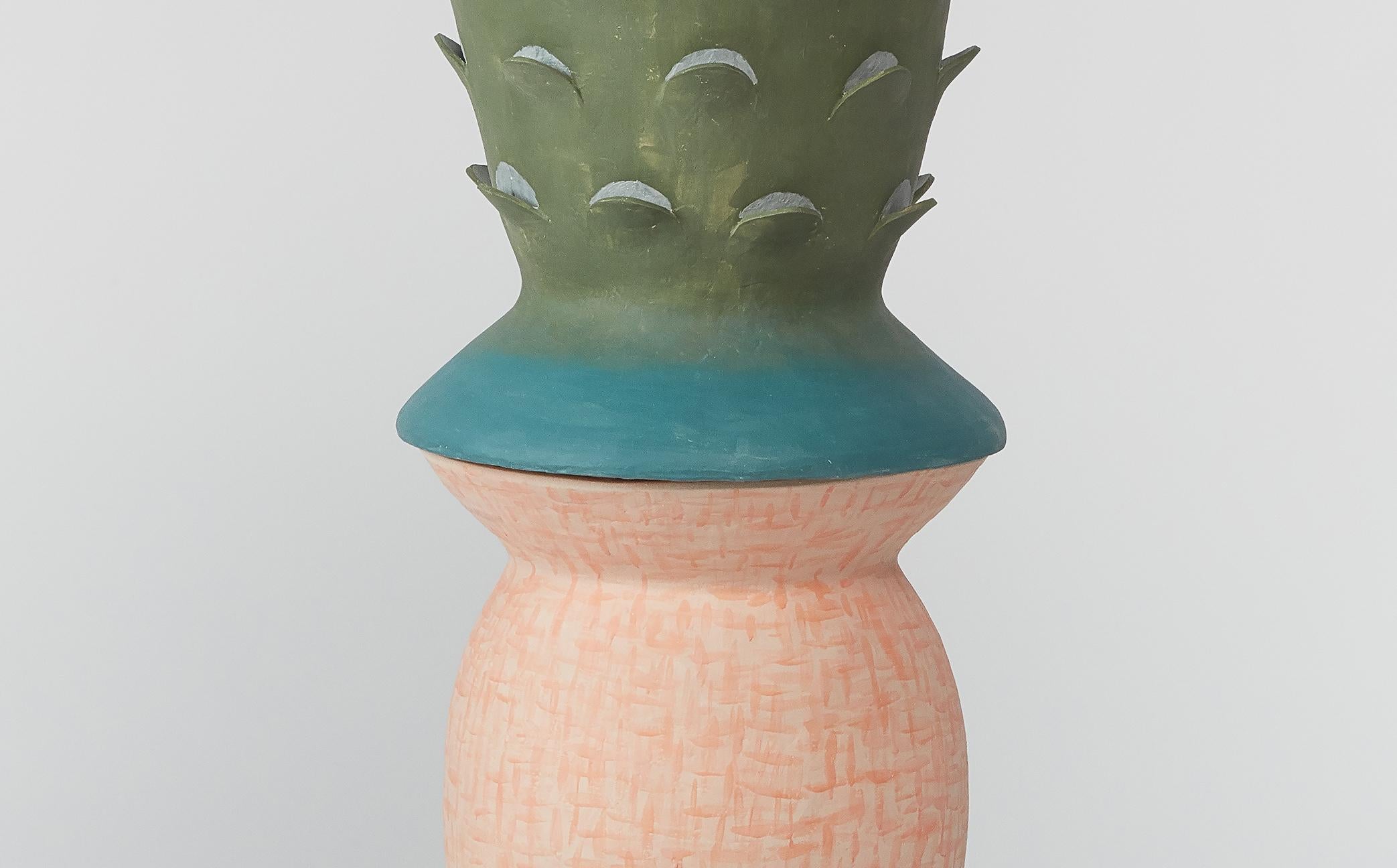 Émaillé Succulent_Planter_New Contemporary Grogged Clay by Rosa Cortiella en vente