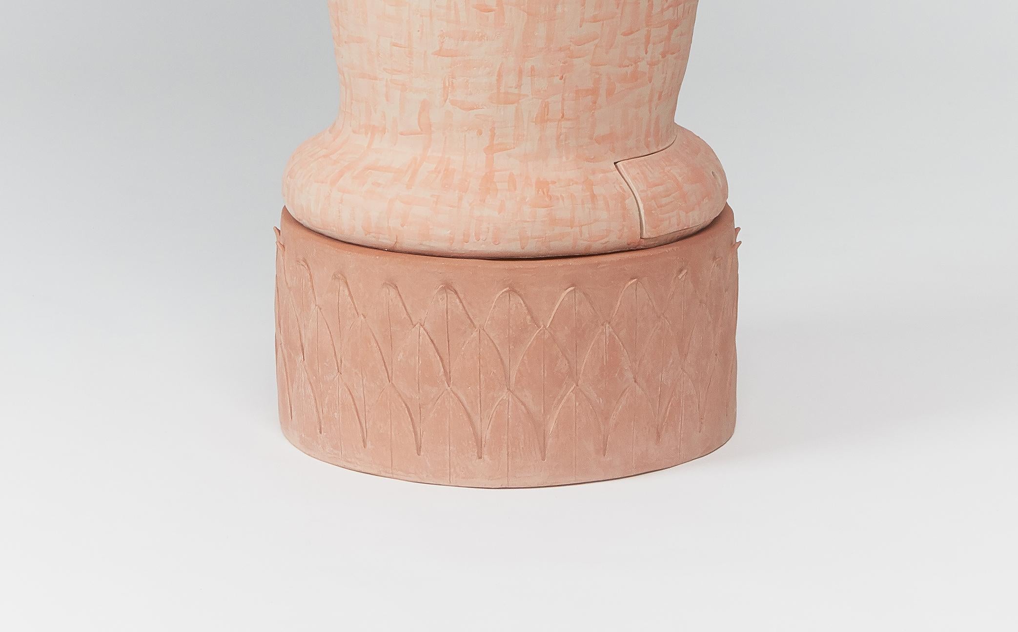 Céramique Succulent_Planter_New Contemporary Grogged Clay by Rosa Cortiella en vente
