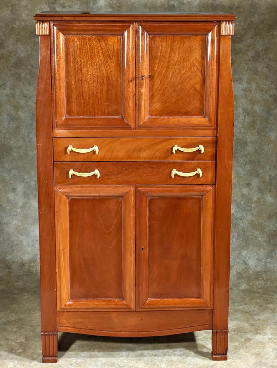 Classic French Art Deco cabinet by Sue et Mare, circa 1920, in blonde mahogany with gilt bronze mounts. Documented, please see photos. 32.5” wide x 15.5” deep x 61” high. 


SUE ET MARE

LOUIS SUE (1875-1968)
ANDRE MARE (1887 -1932)

The partnership