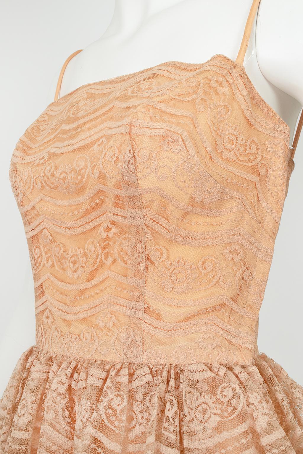 Nude Lace Lampshade Funnel Skirt Cocktail Party Dress – XS, 1960s For Sale 3