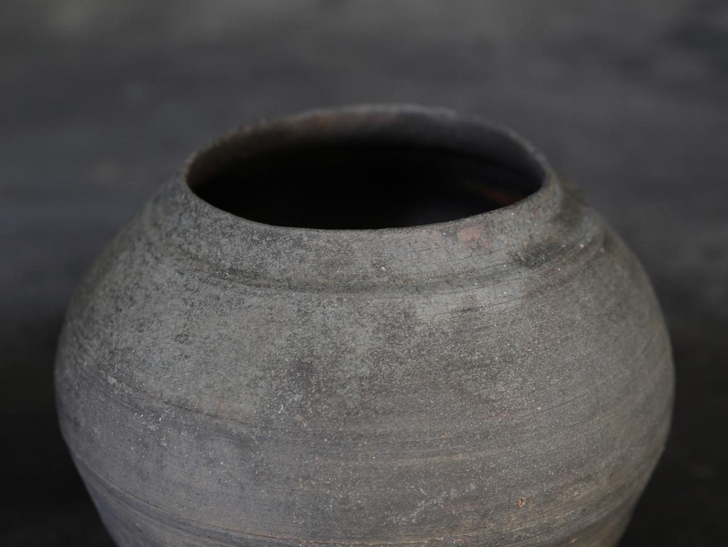 Wildlederware/Antike japanische Vase/4.-8. Jahrhundert/Wabi-sabi im Angebot 9