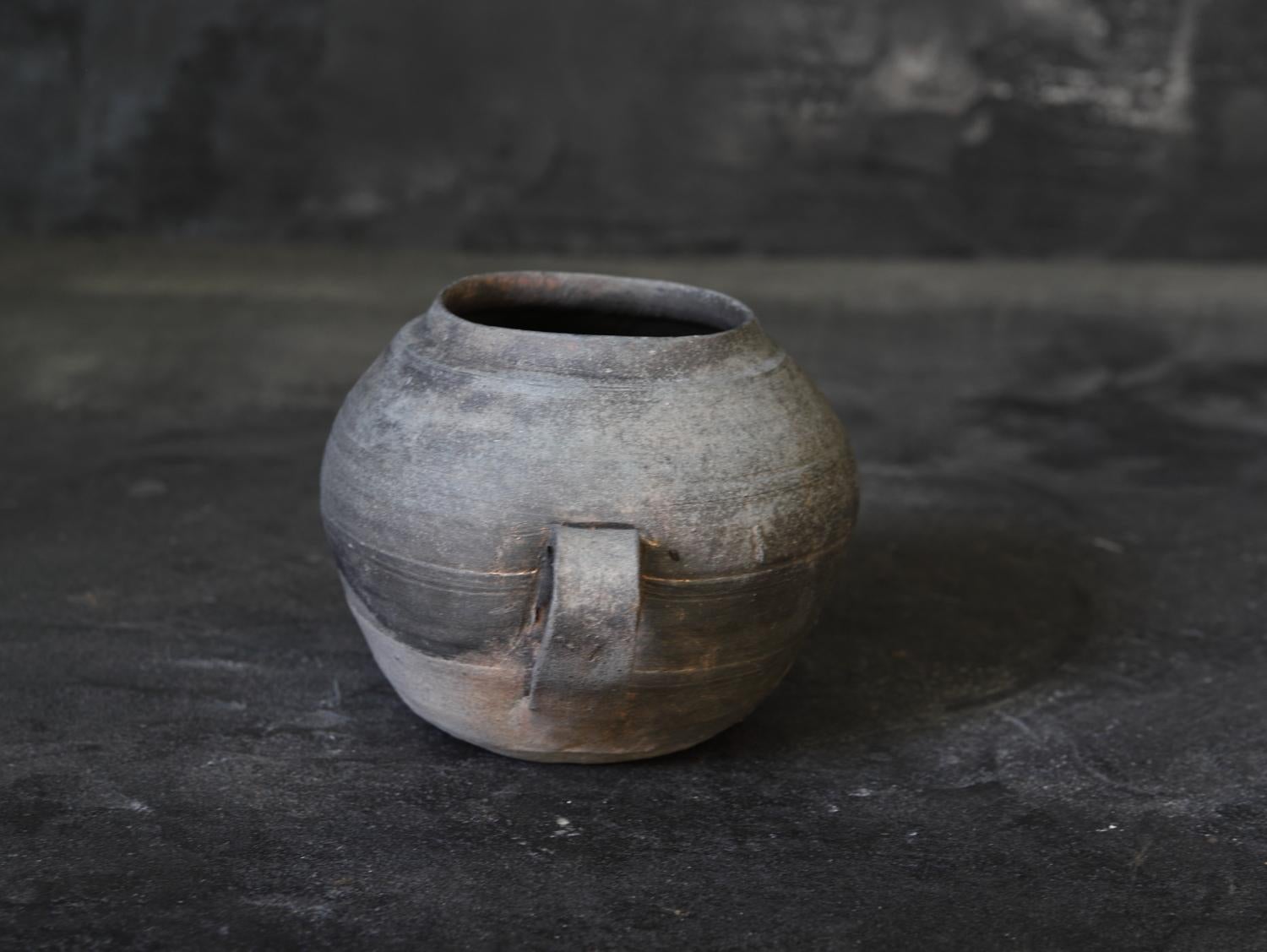 Wildlederware/Antike japanische Vase/4.-8. Jahrhundert/Wabi-sabi im Zustand „Relativ gut“ im Angebot in Kyoto-shi, Kyoto