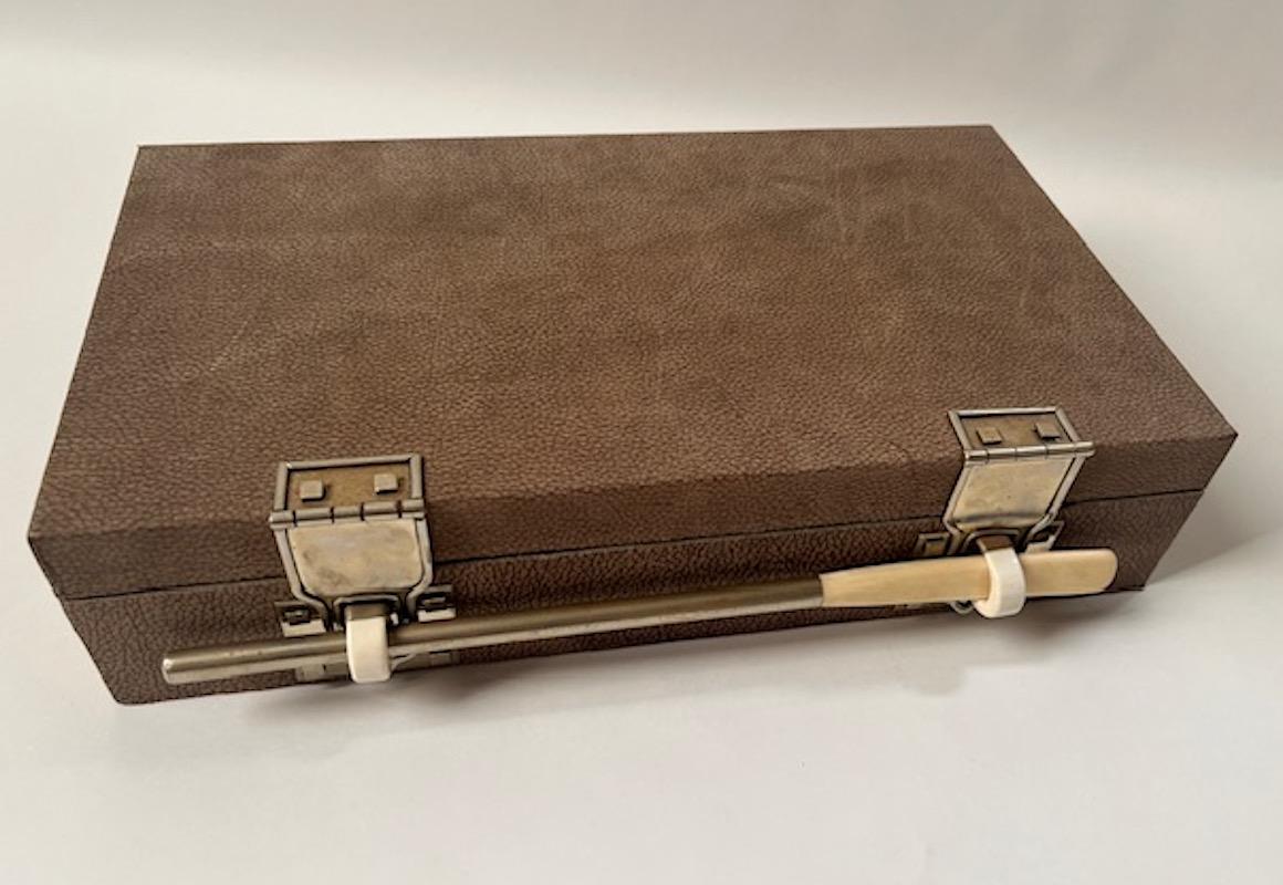 Caja de ante y hueso en venta 4