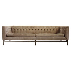 Sofa aus wildleder und bronze von Stow Davis