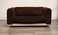 Sofa aus Wildleder und Fiberglas von Cini Boeri für Gavina:: Originalproduktion aus den 1960er Jahren