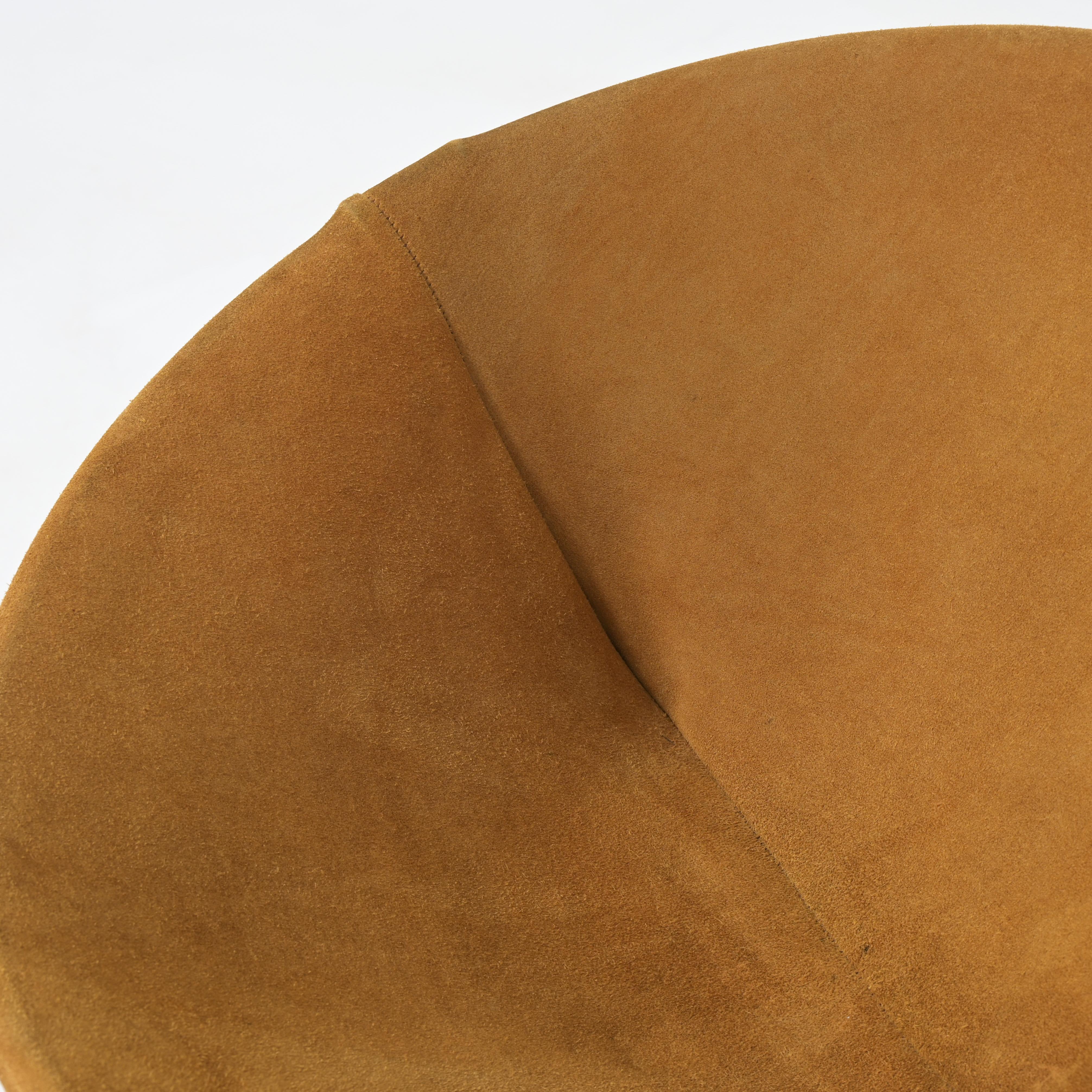 Chaise boule pliante en daim de Hans Olsen pour Lea en vente 10