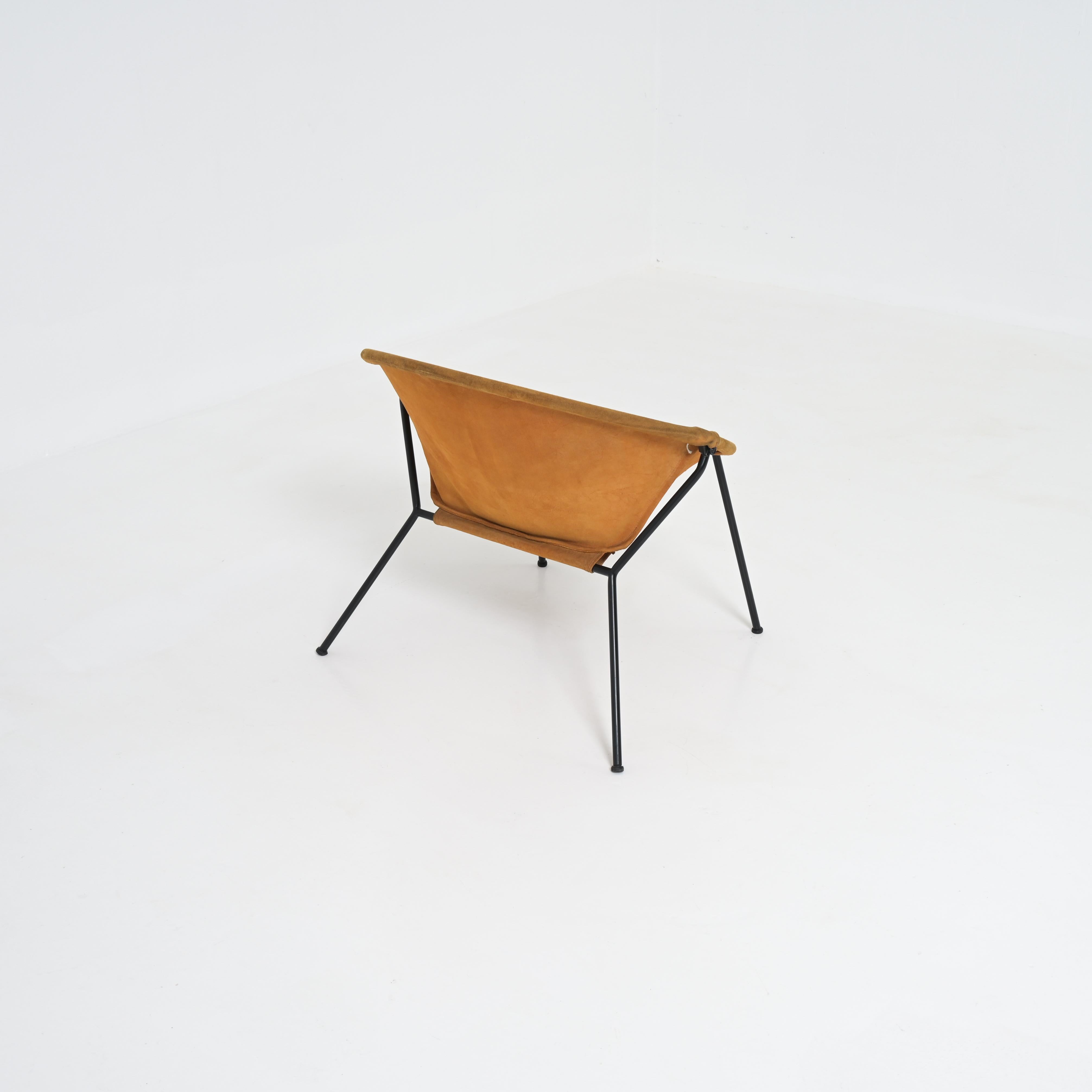 Fin du 20e siècle Chaise boule pliante en daim de Hans Olsen pour Lea en vente