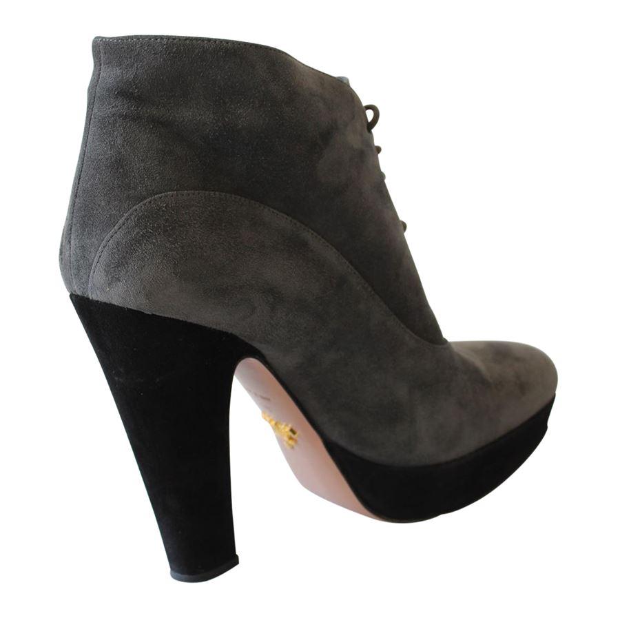 Suede Dark grey color Laced Wedge height cm 13.5 (5.3 inches) Plateau height cm 3.5 (1.3 inches) With box
