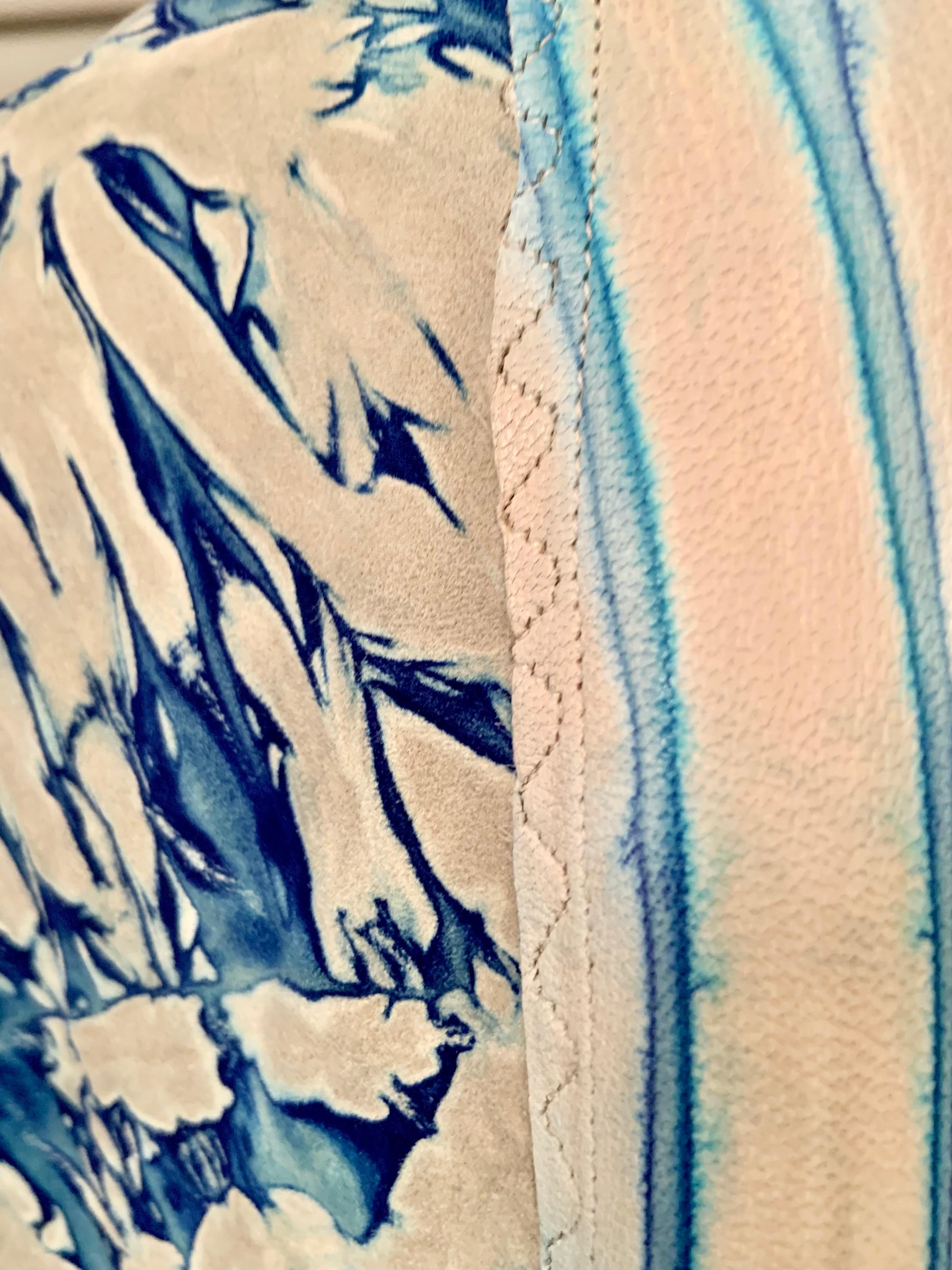 Veste en daim teintée dans des tons de bleu vert et violet en vente 5