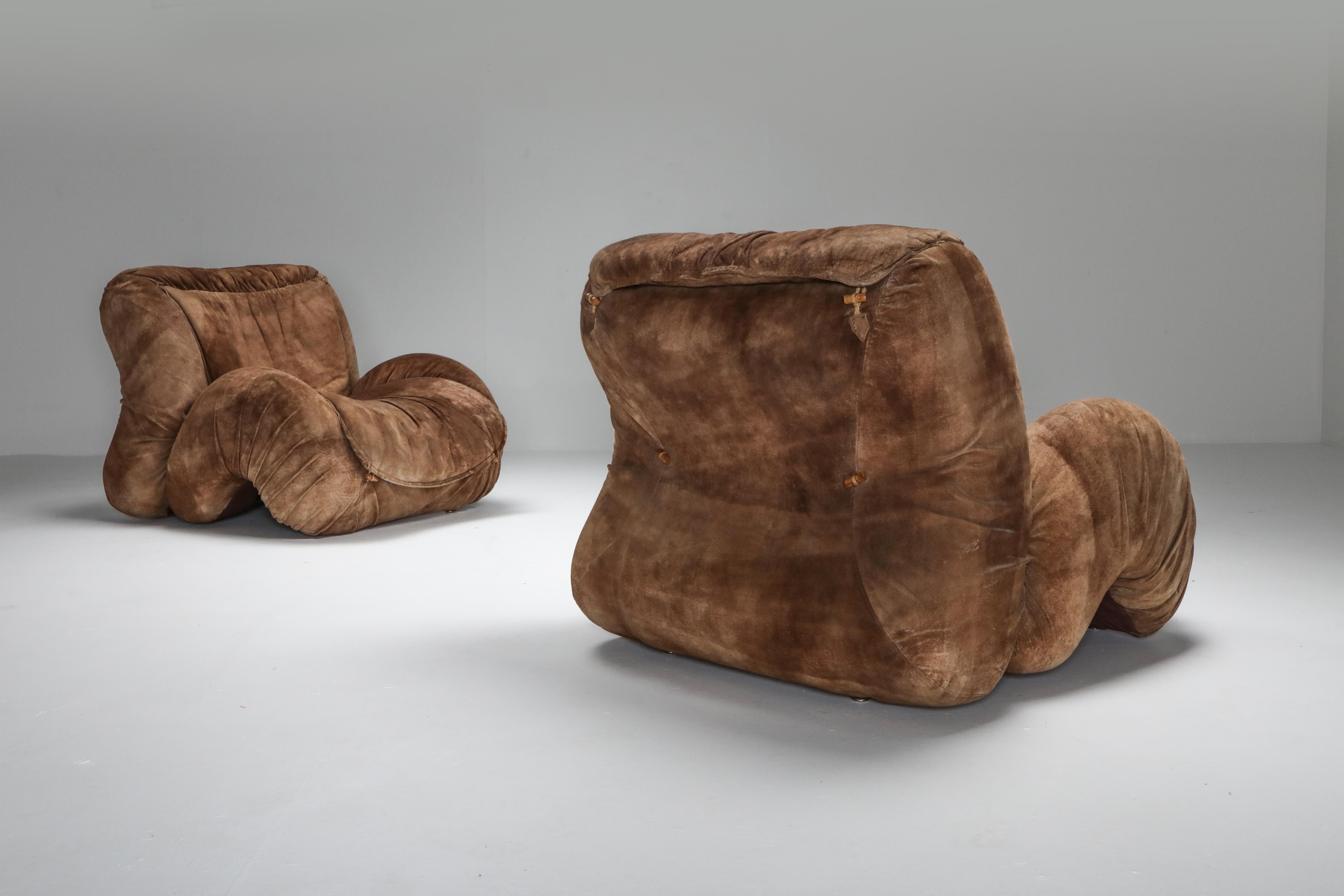 20th Century Suede Pair of Lounge Chairs 1970s Italy