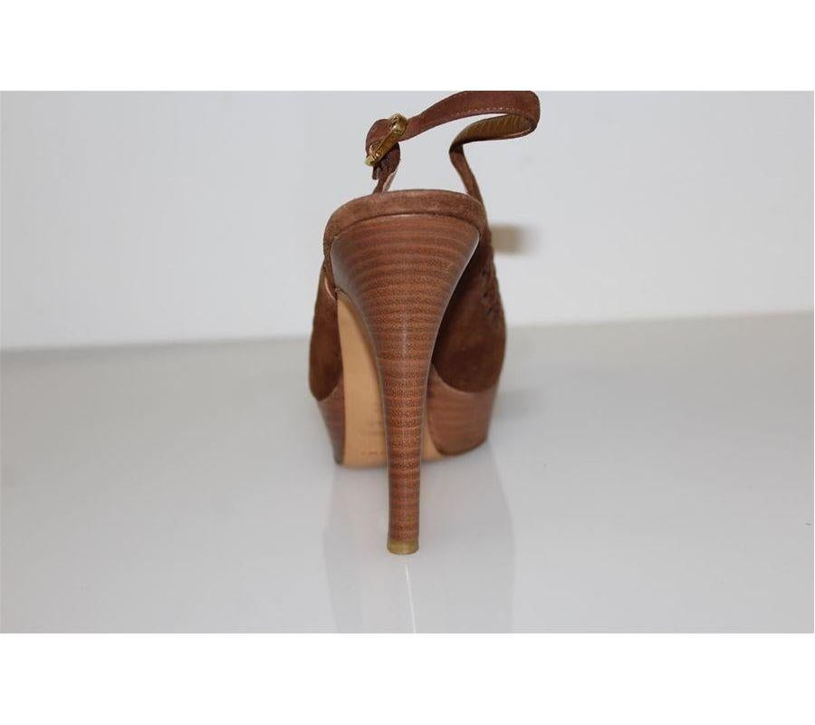 Women's Vicini Suede sandal size 38 1/2 For Sale