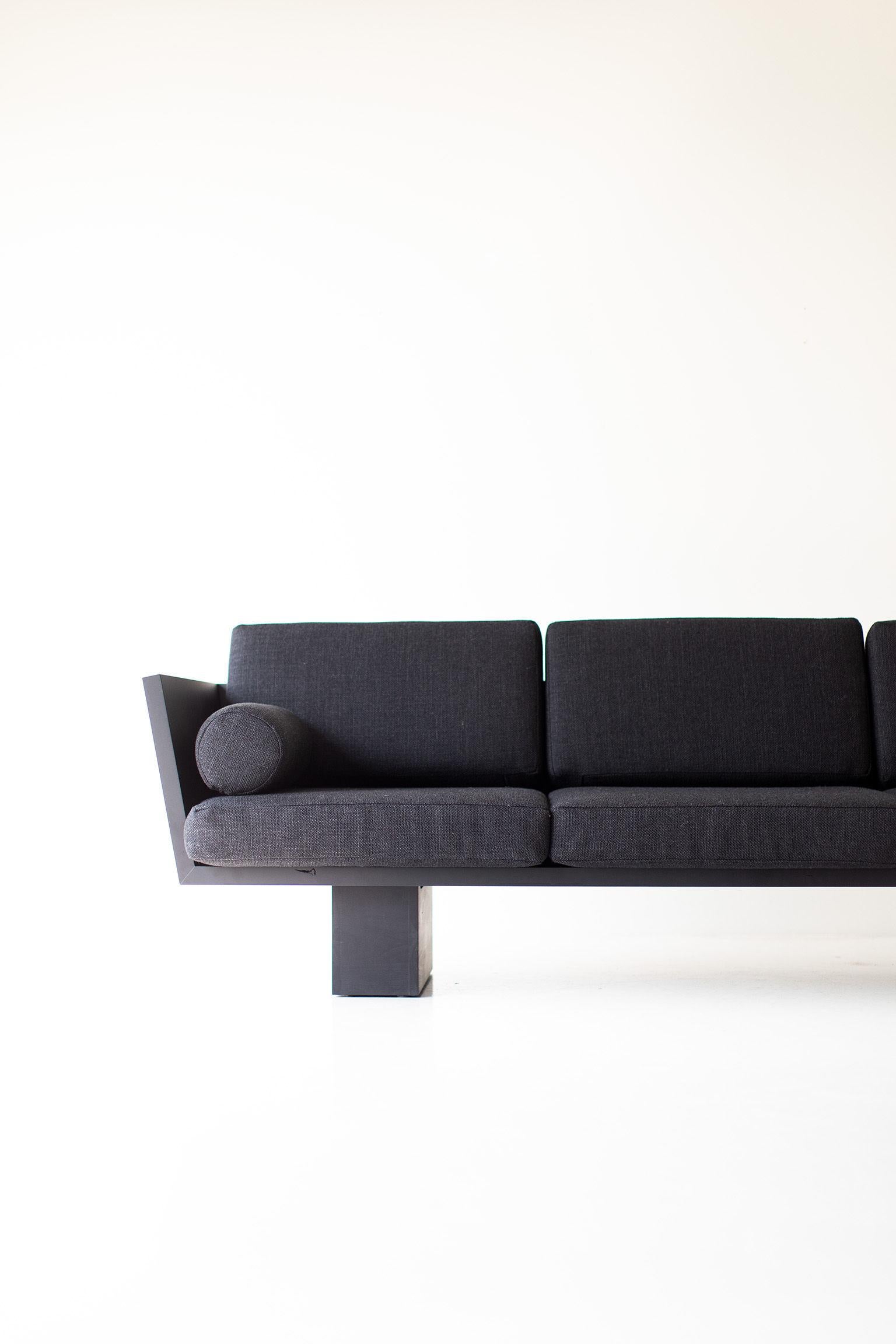American Suelo Modern Black Sofa For Sale