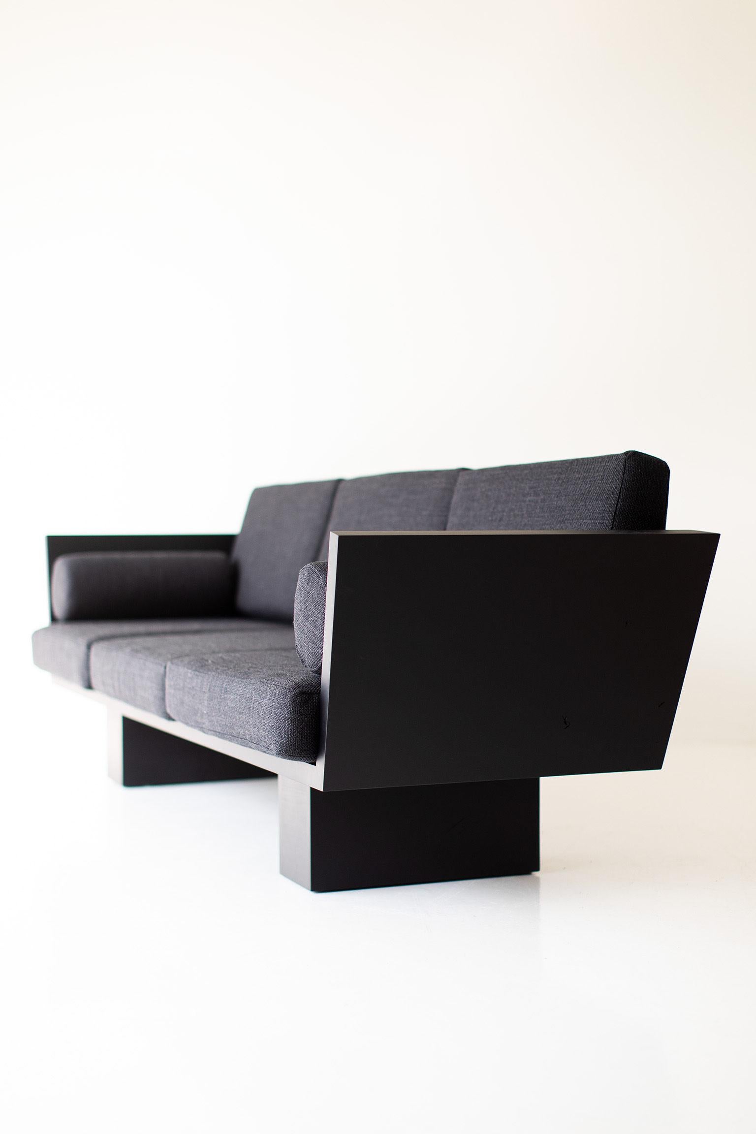 Contemporary Suelo Modern Black Sofa For Sale