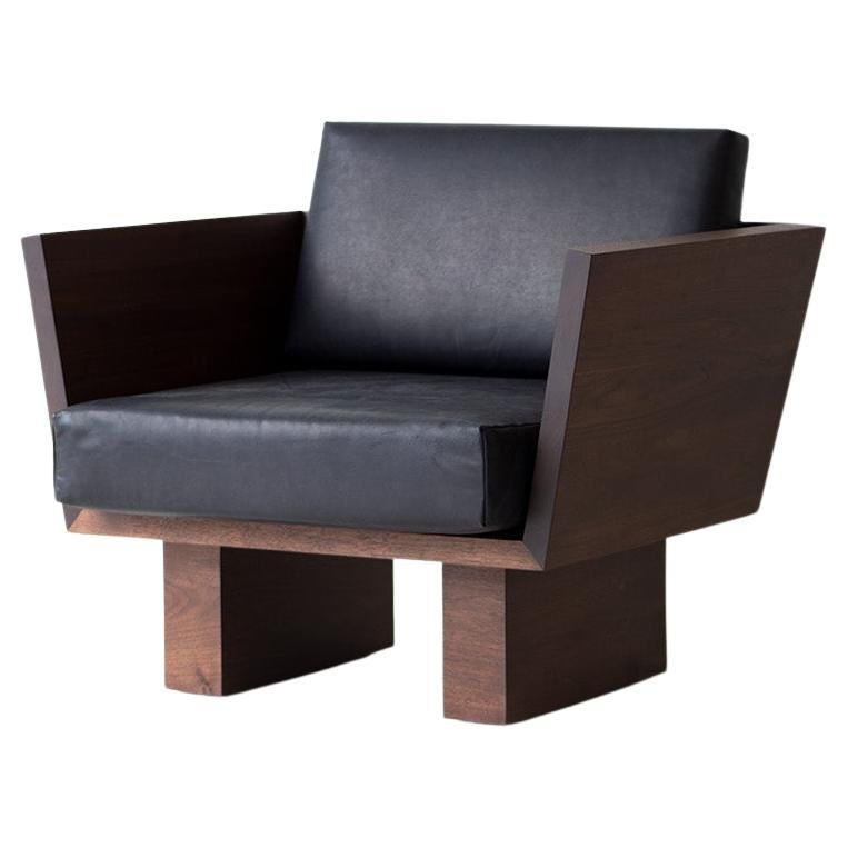 Suelo Modern Lounge Chair, Nussbaum im Angebot