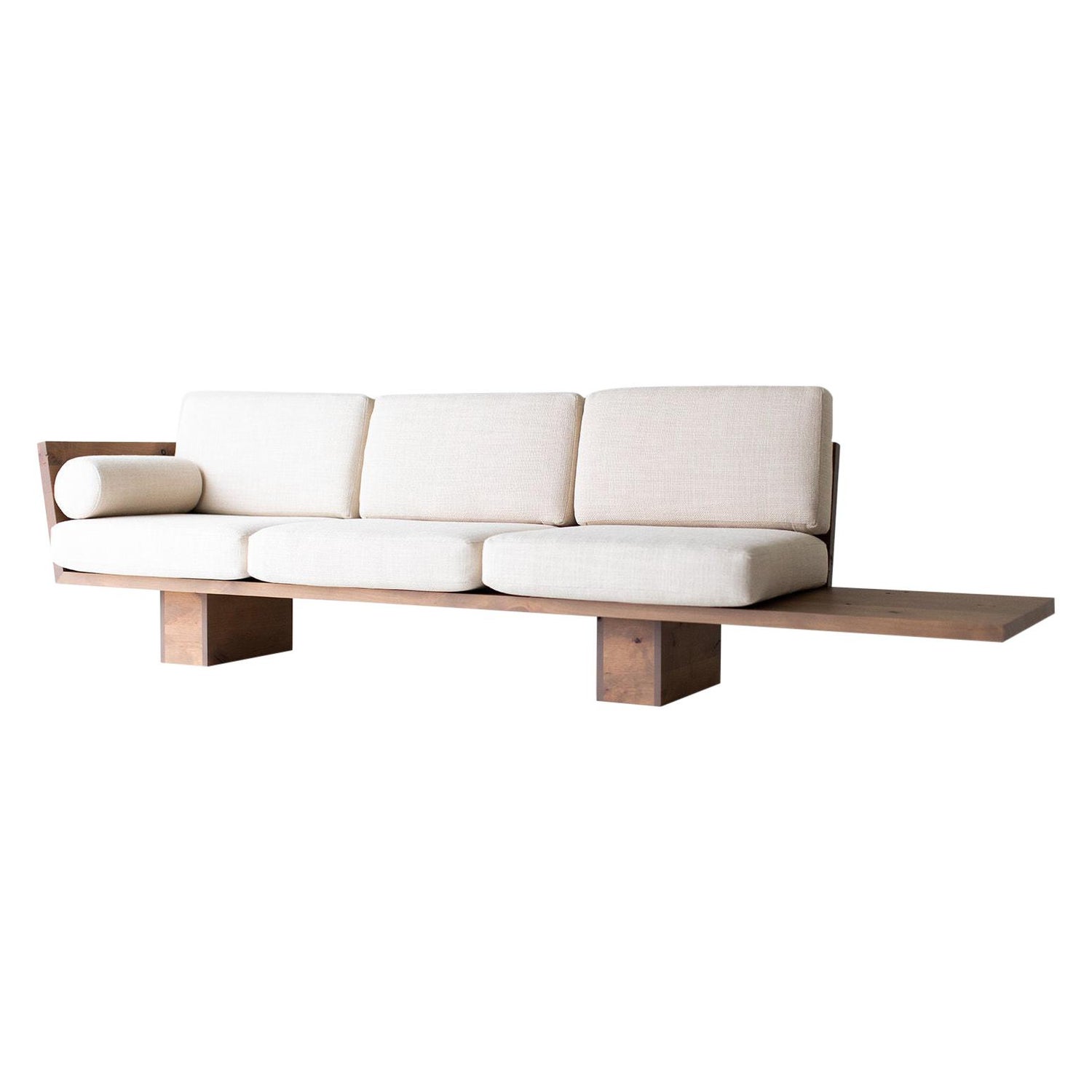 Modern Suelo Sofa Turned Leg 