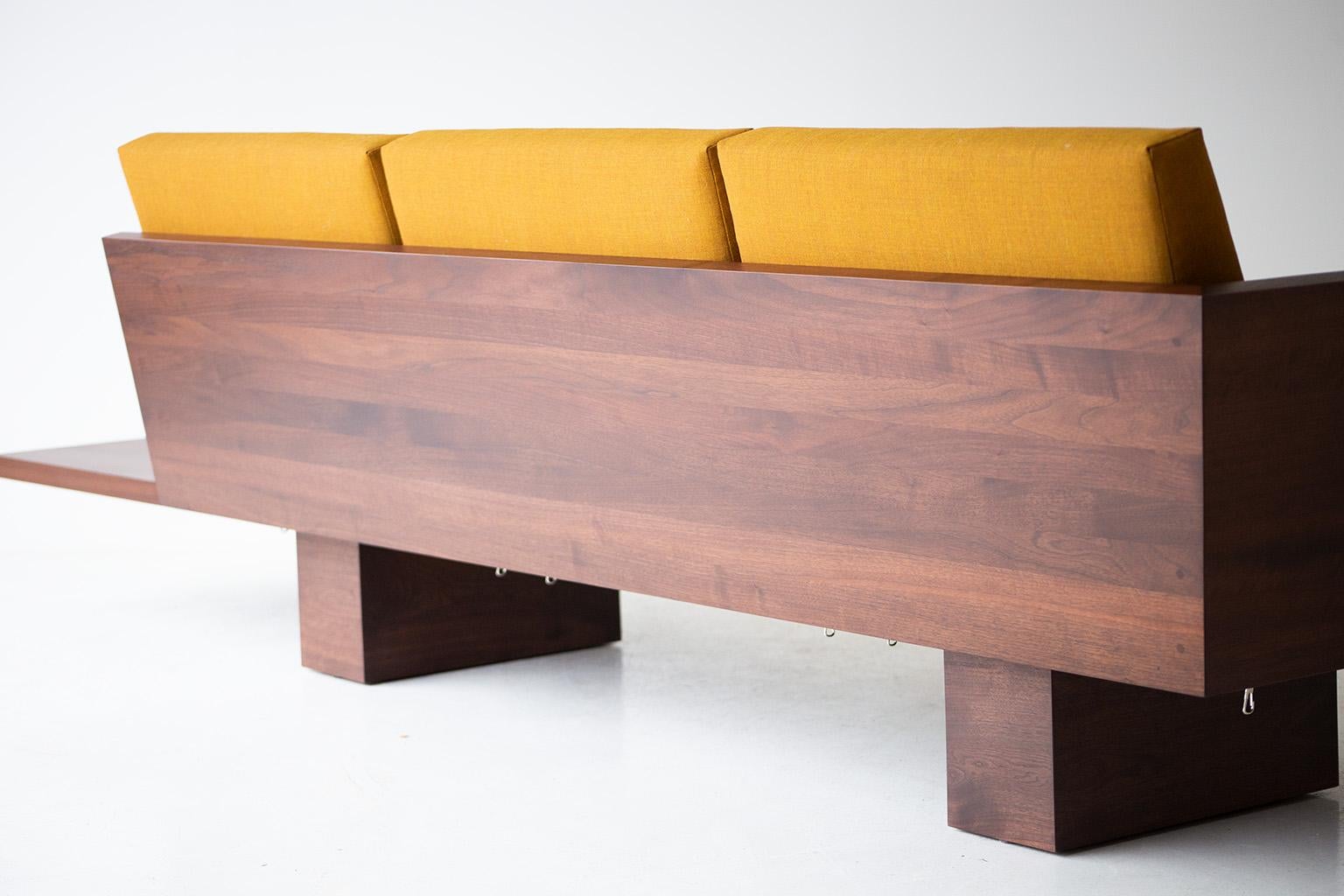 Suelo Modern Wood Sofa in Solid Walnut In New Condition For Sale In Oak Harbor, OH