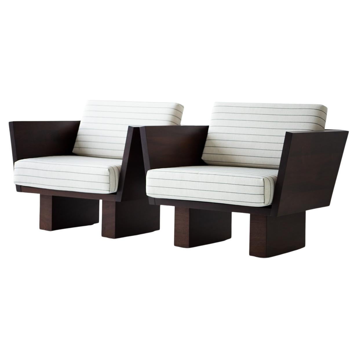 Suelo Outdoor Lounge Chair, Walnut Finish For Sale