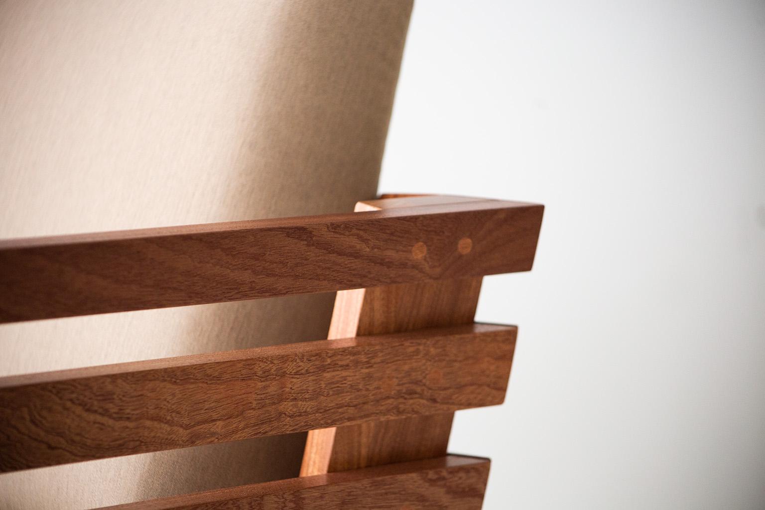 Américain Chaise longue d'extérieur à lattes Suelo en vente