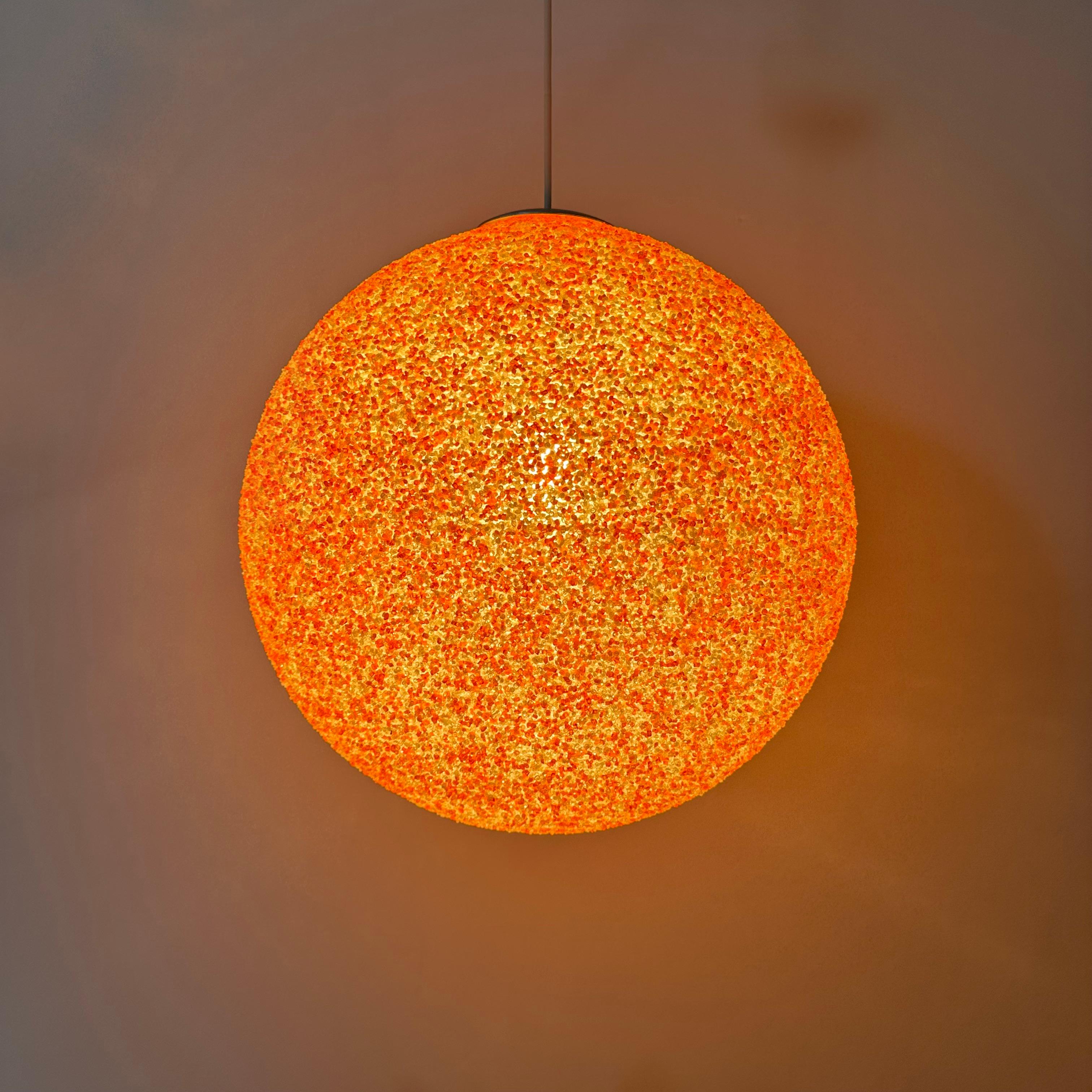Mid-Century Modern Sugar Ball hanging lamp by John & Sylvia Reid for Rotaflex, 1970’s For Sale