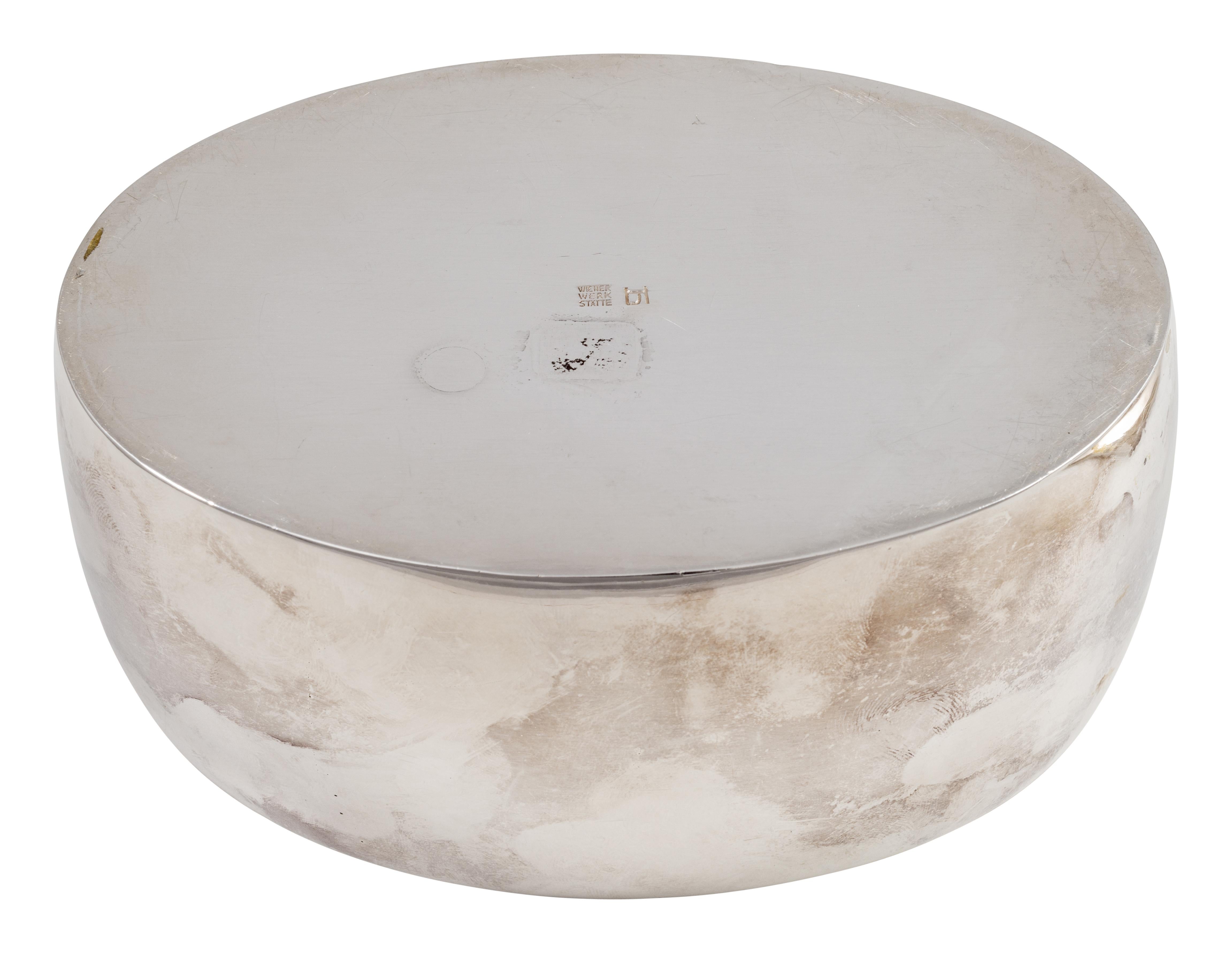 Sugar bowl designed by Josef Hoffmann manufactured by Wiener Werkstatte circa 1910 Austrian Jugendstil White Brass Silver-Plated

Josef Hoffmann, co-founder of the Wiener Werkstätte, was an extremely productive and versatile designer. In his